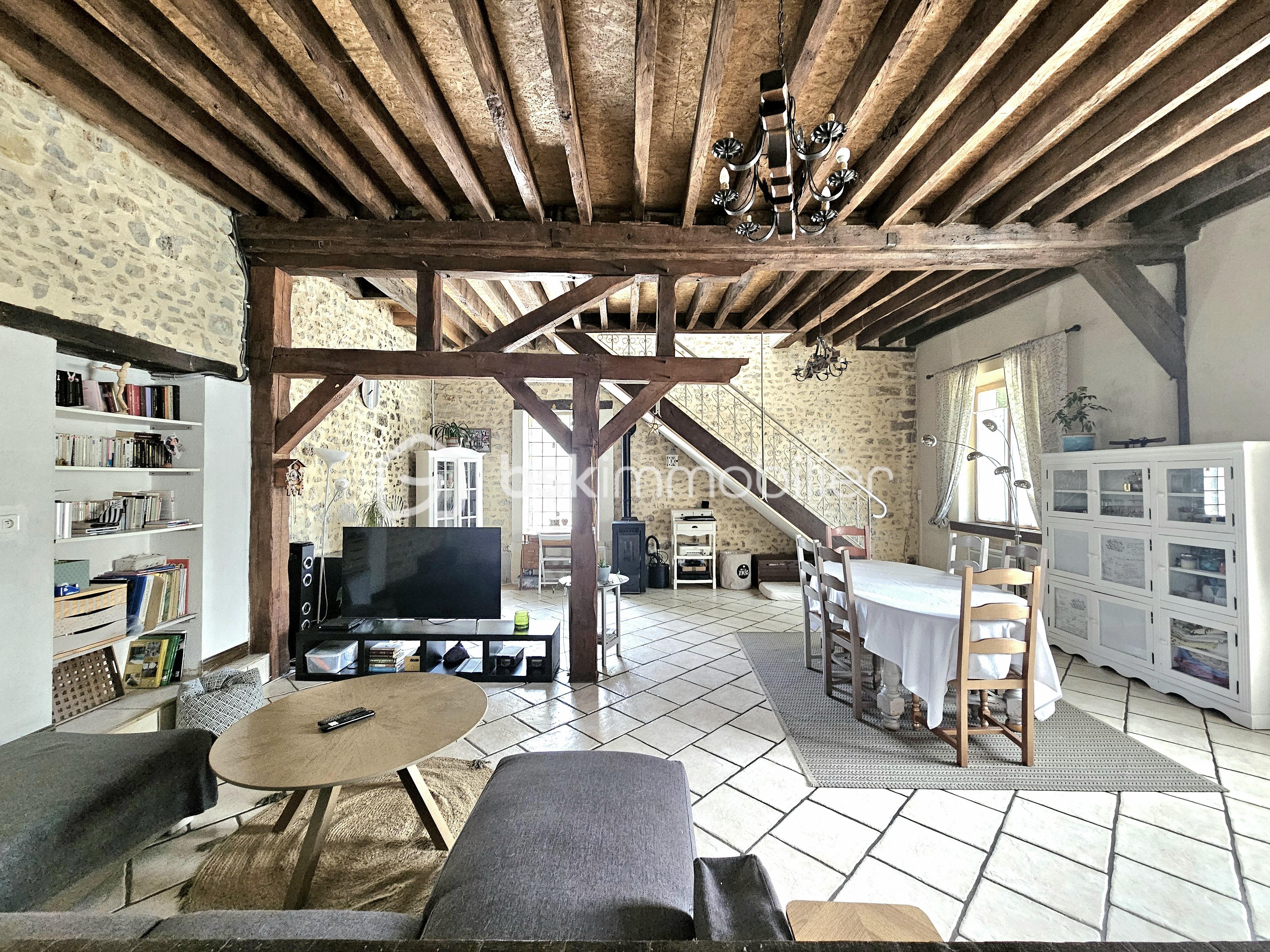 Maison en pierre de 133 m² - NO6.jpg