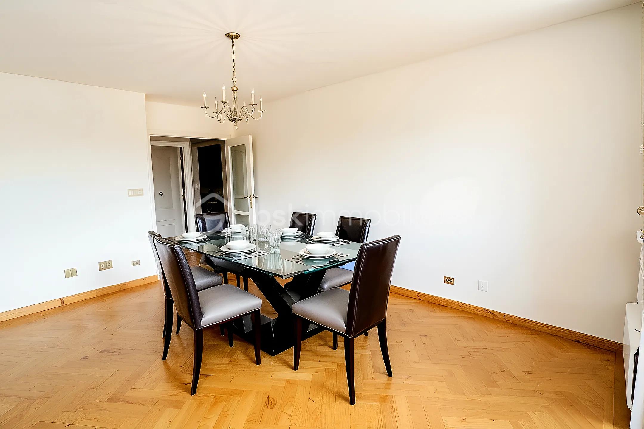 Appartement de 60 m² - Salle à manger 2.jpg