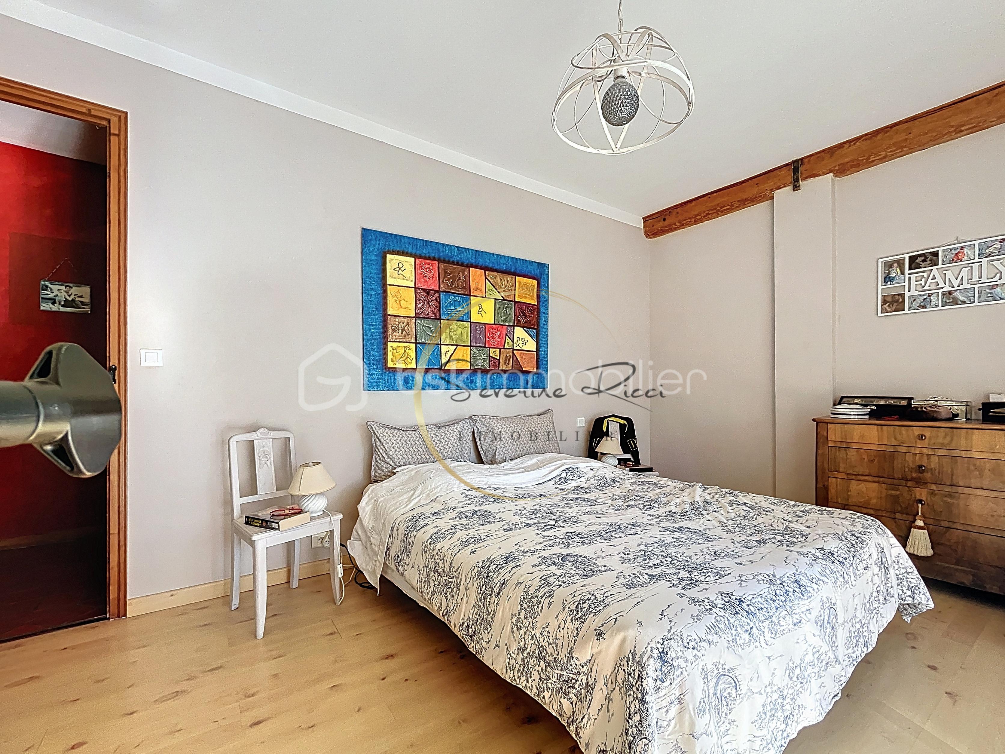 Domaine de 120 m² - CHAMBRE V2.jpg