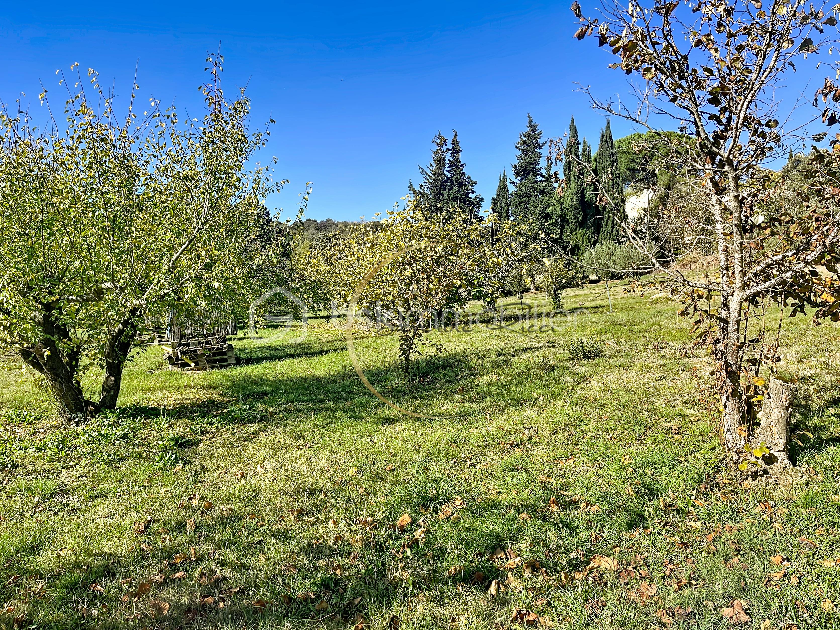 Domaine de 120 m² - chenes.jpg