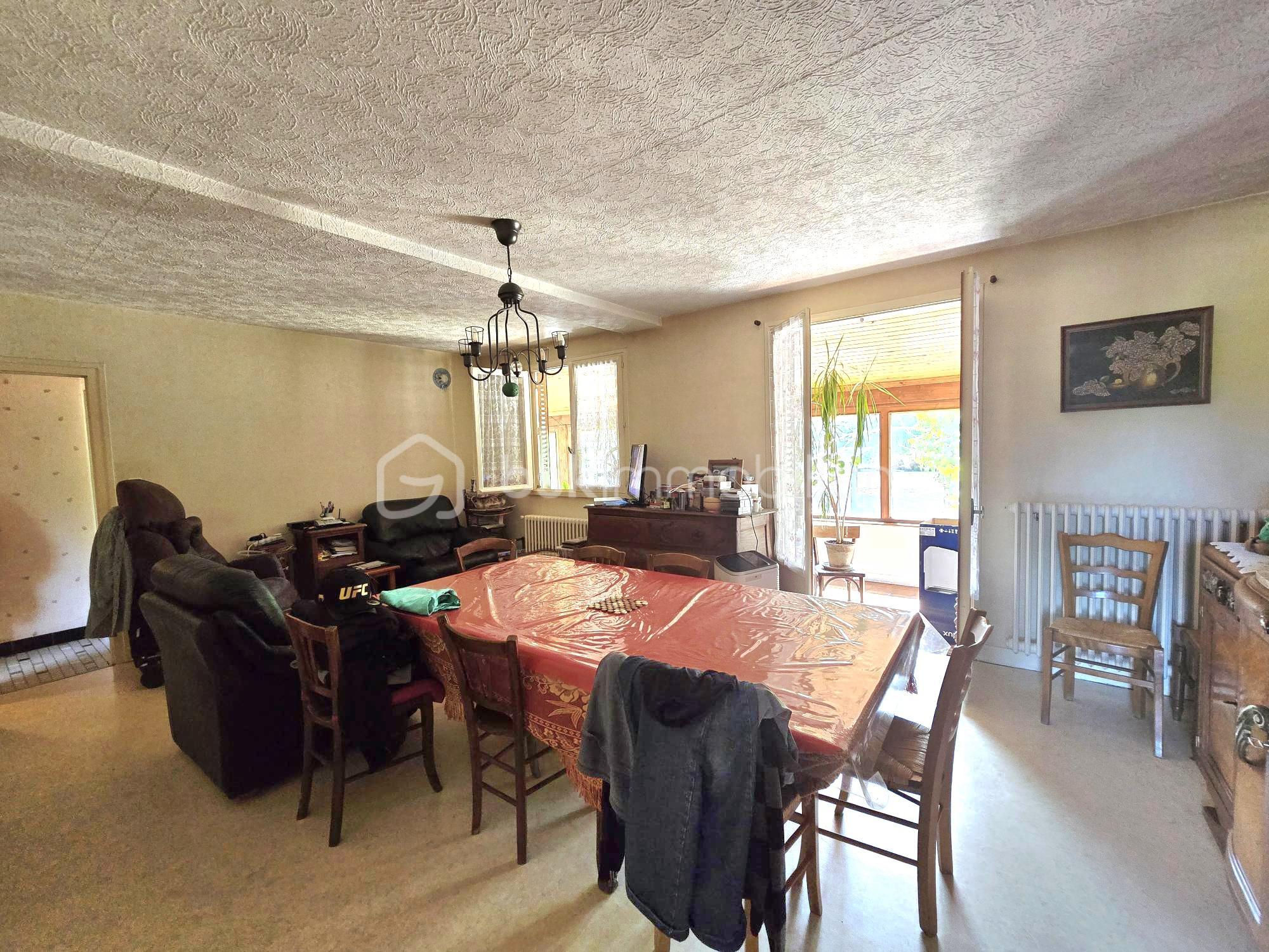 Immeuble Puy-Guillaume N°44 001.jpg