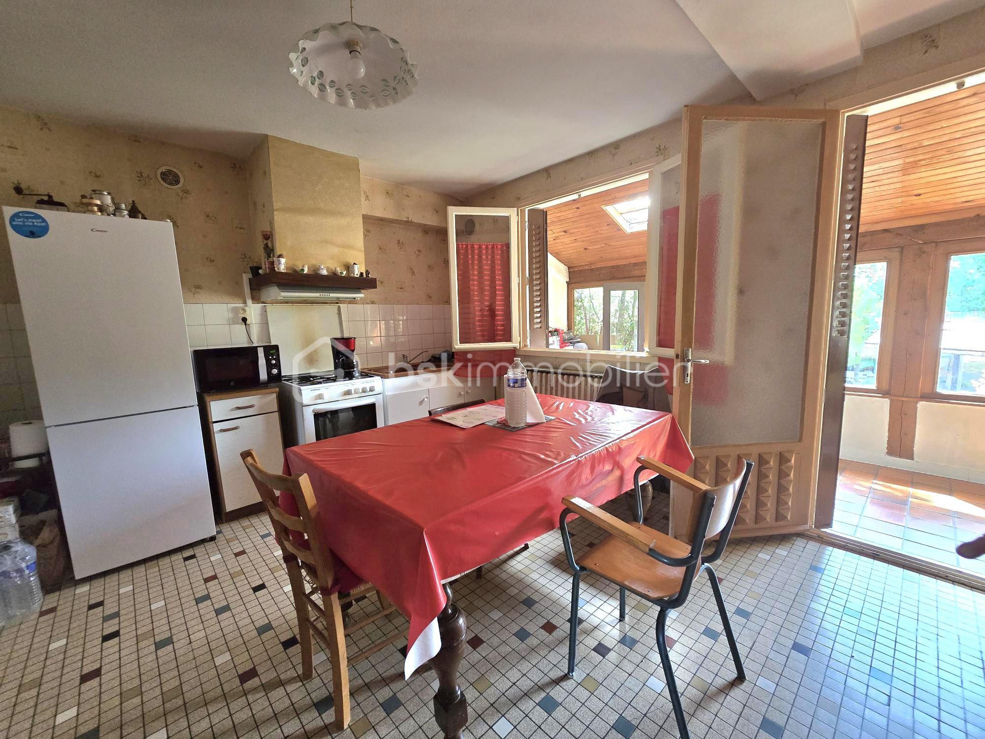 Immeuble Puy-Guillaume N°44 002.jpg