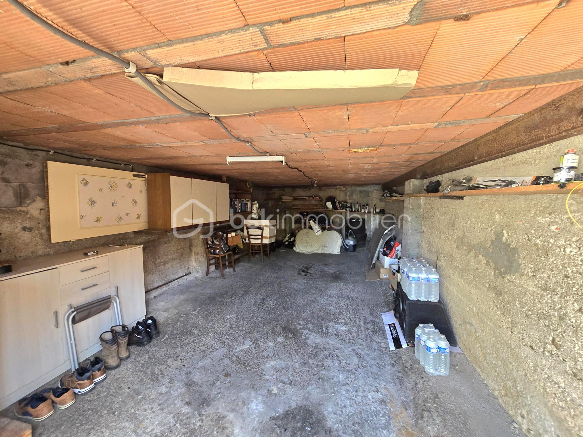 Immeuble Puy-Guillaume N°46 006.jpg