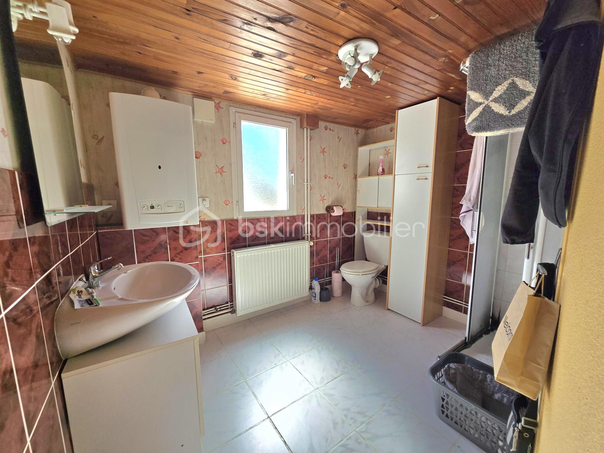 Immeuble Puy-Guillaume N°46 002.jpg