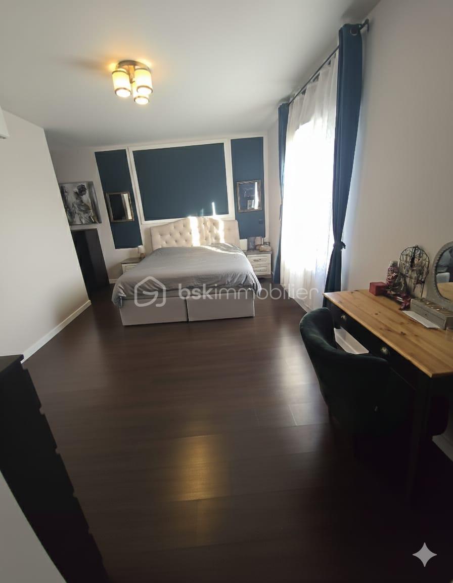 Maison de 170 m² - 00f561a0-3661-4285-9d21-0215606b43e2.jpeg