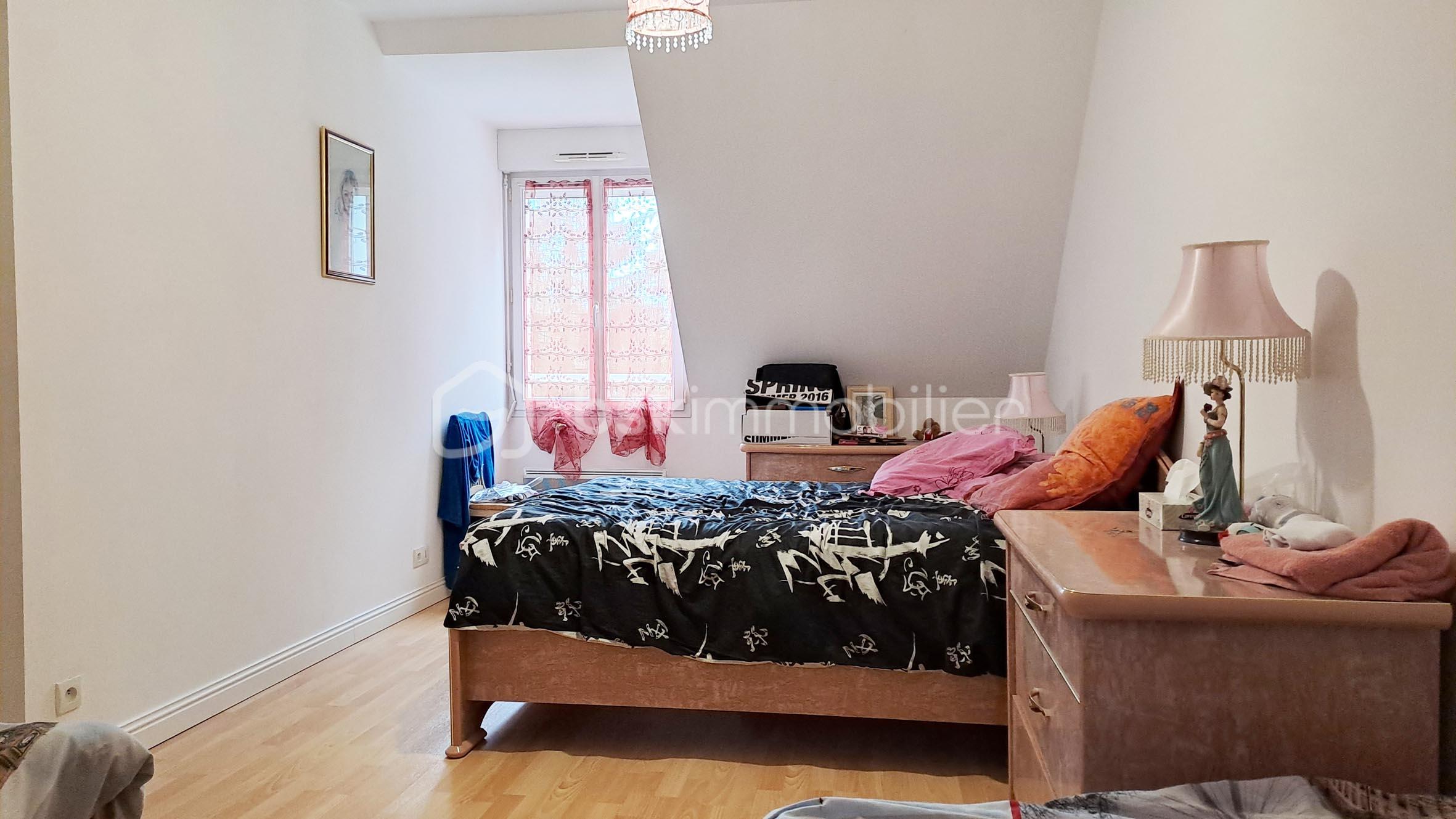 19 ETAGE CHAMBRE C 104305.jpg