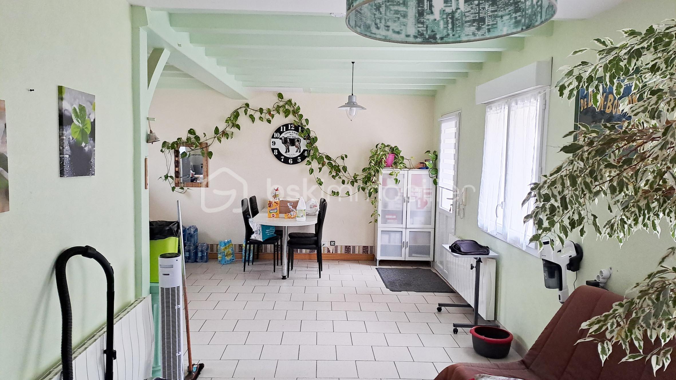 26 PETITE MAISON 101015.jpg