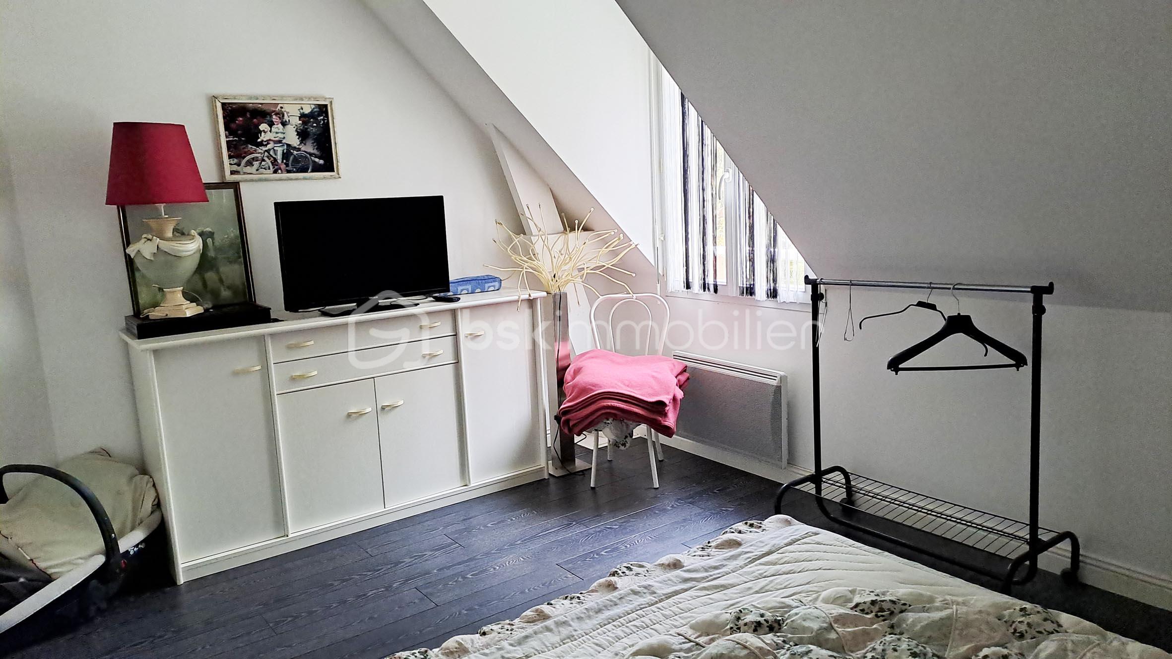 17 ETAGE CHAMBRE B 103816.jpg
