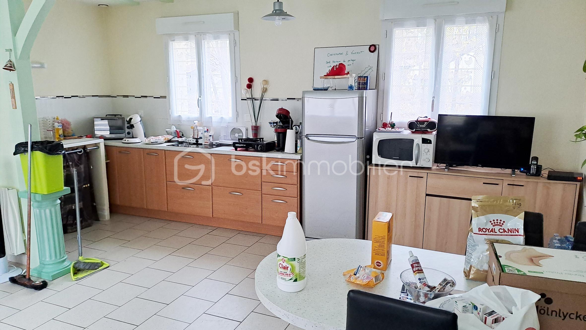 PETITE MAISON 100954.jpg
