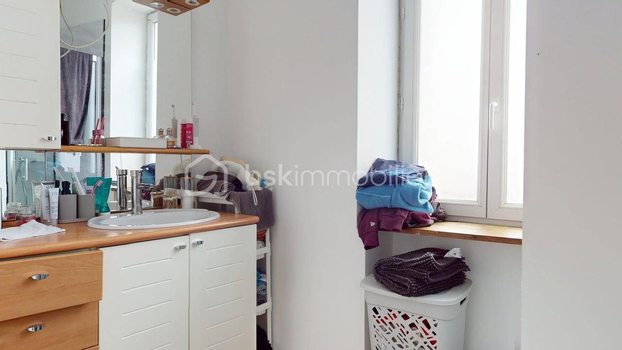 Immeuble de 140,35 m² - 12.jpg