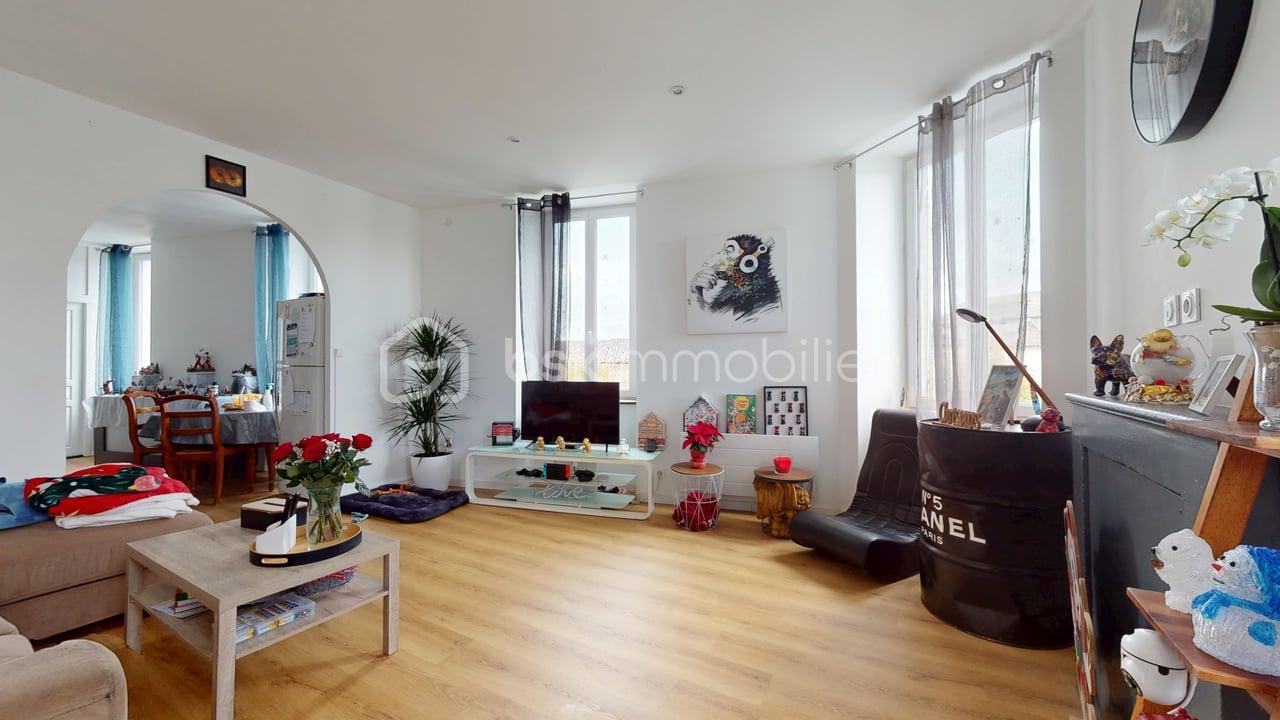 Immeuble de 140,35 m² - 7.jpg