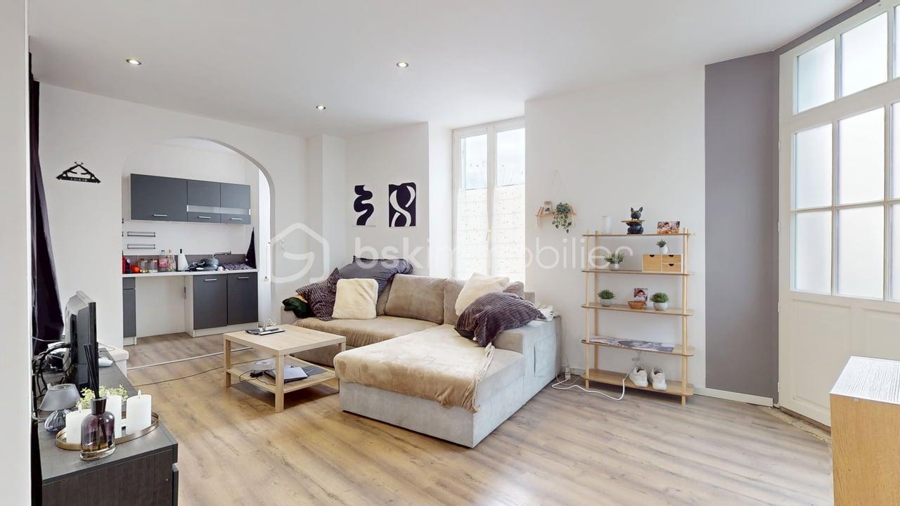 Immeuble de 140,35 m² - 2.jpg