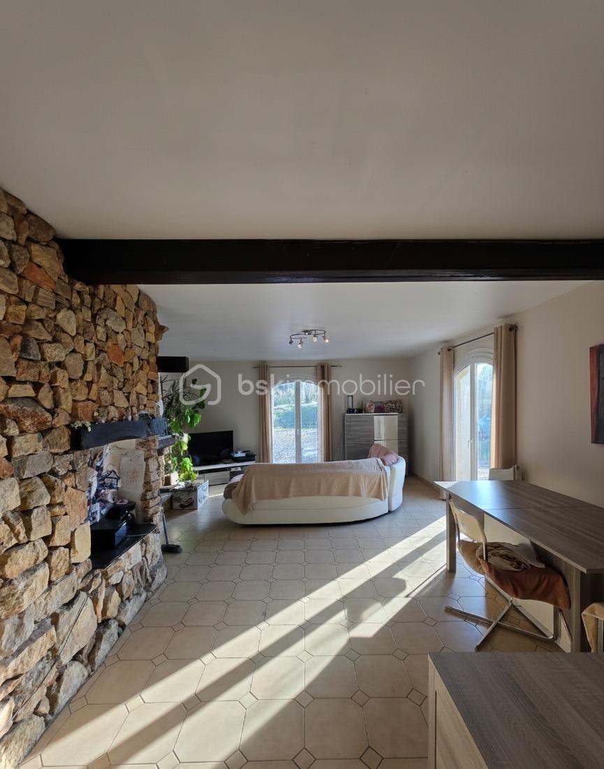 Maison traditionnelle de 115 m² - PHOTO-2026-01-15-19-23-45 (3).jpg