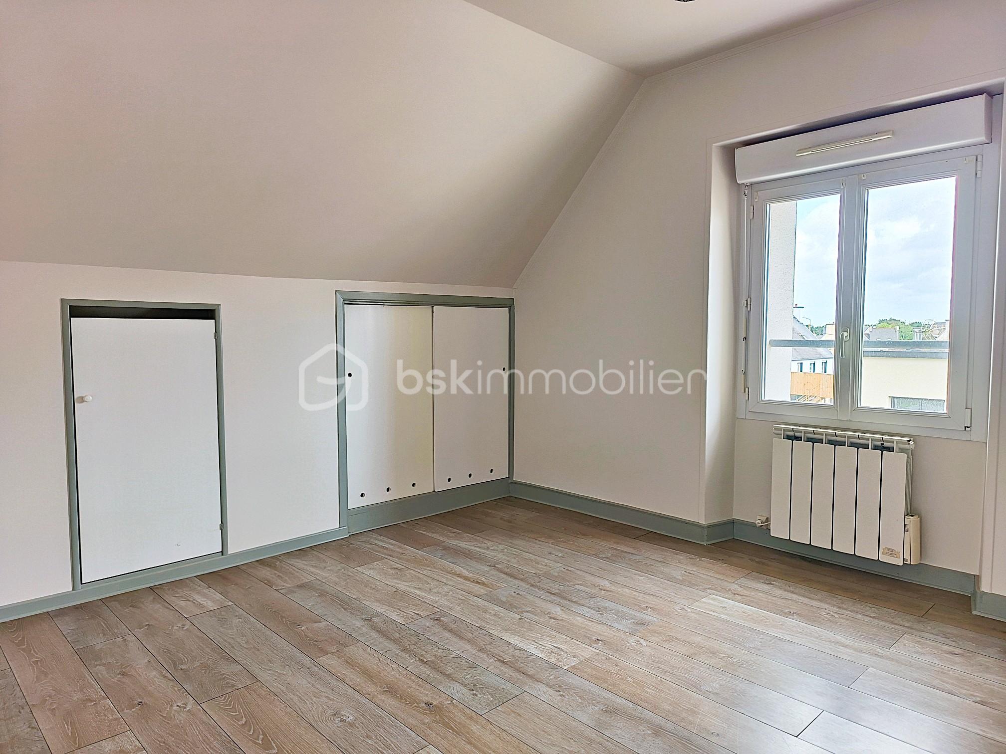 10 R2 CHAMBRE 2.jpg