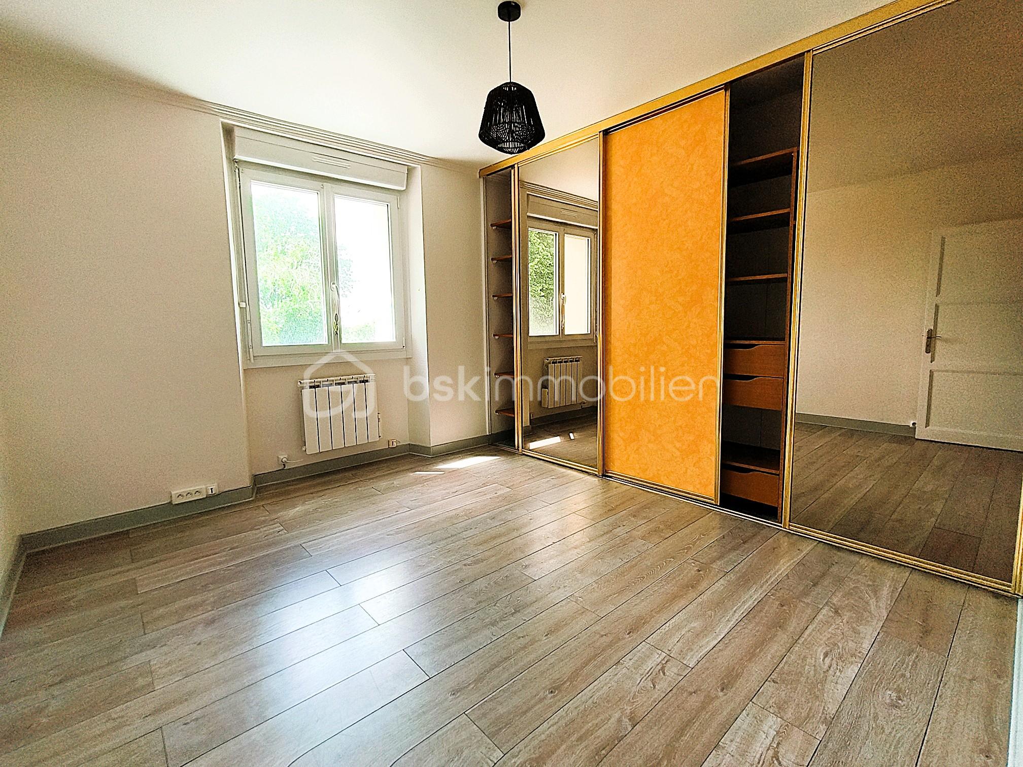 3 R1 CHAMBRE 1 3.jpg