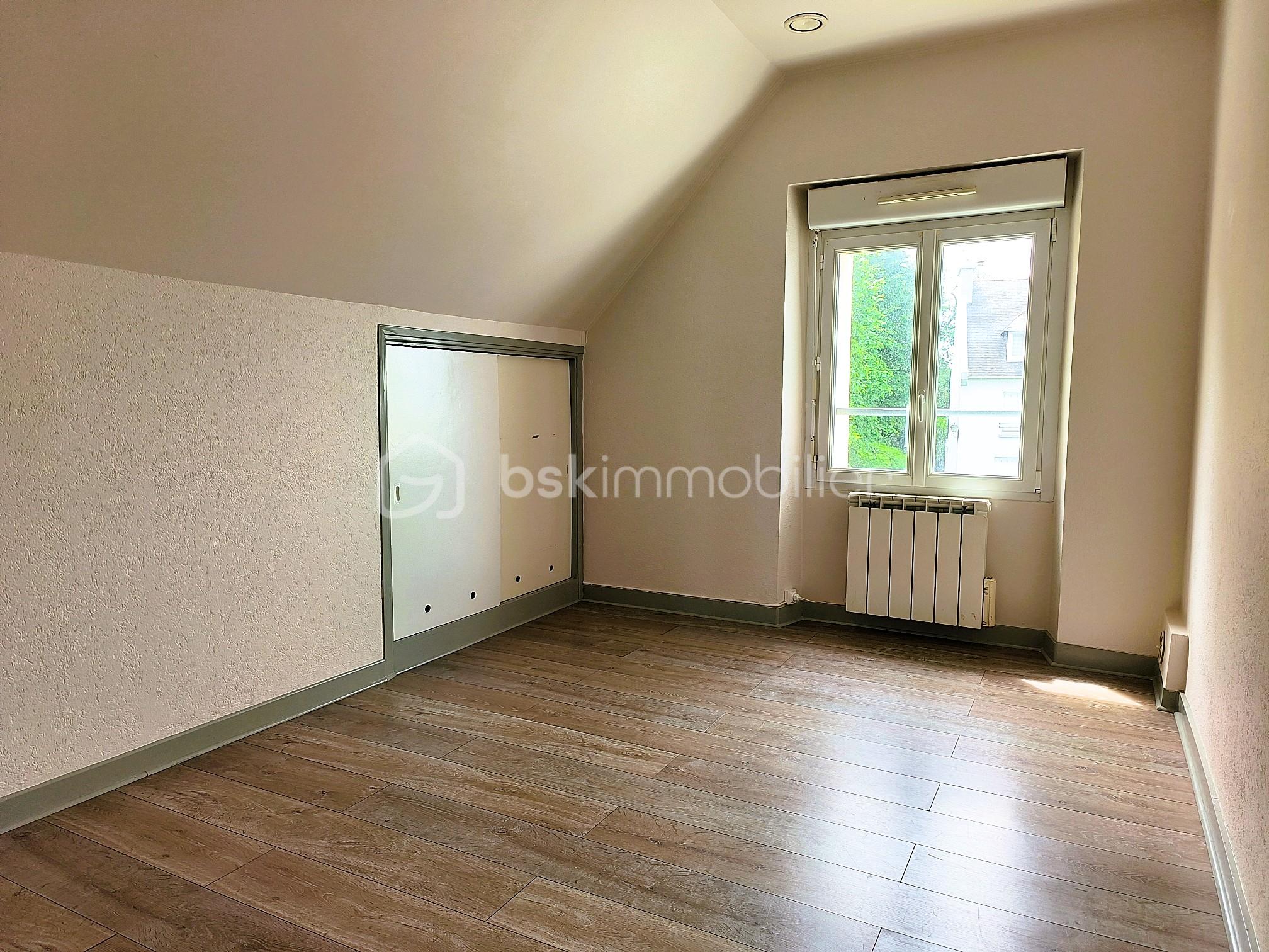11 R2 CHAMBRE 3 - 1.jpg