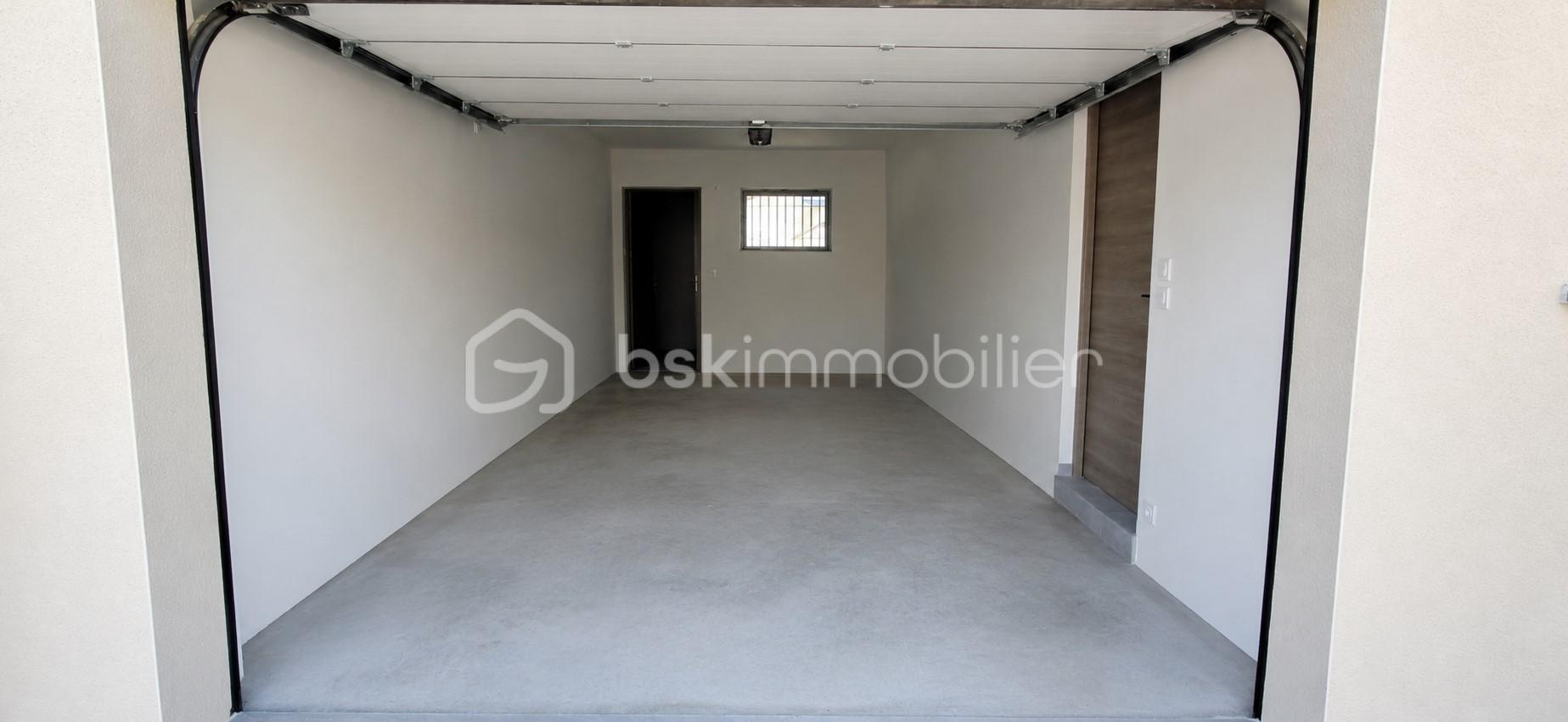 Maison La Frette Lapidaire 28 Garage IA.jpg