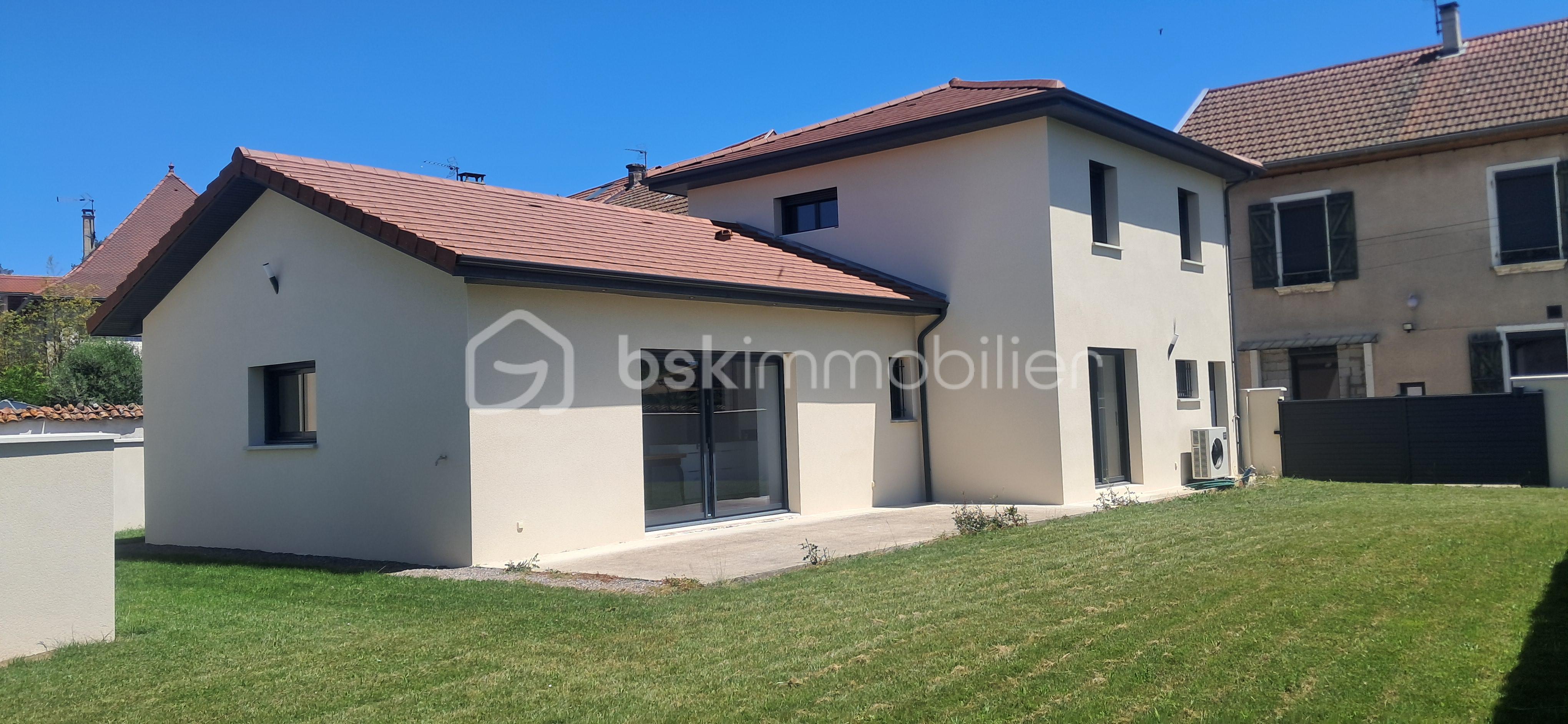 Maison La Frette Lapidaire 28 Façade extérieur Sud.jpg