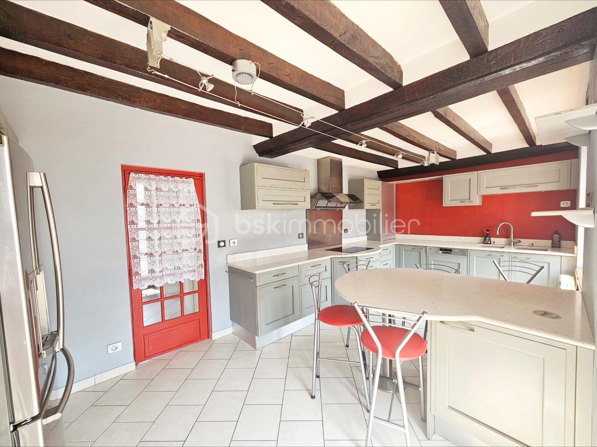 Maison traditionnelle de 196 m² - WhatsApp Image 2025-08-12 at 13.06.41 (3).jpeg
