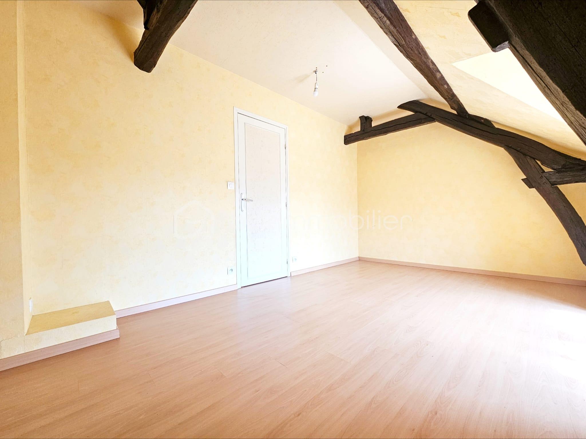 Maison traditionnelle de 196 m² - WhatsApp Image 2025-08-12 at 14.51.22 (15).jpeg