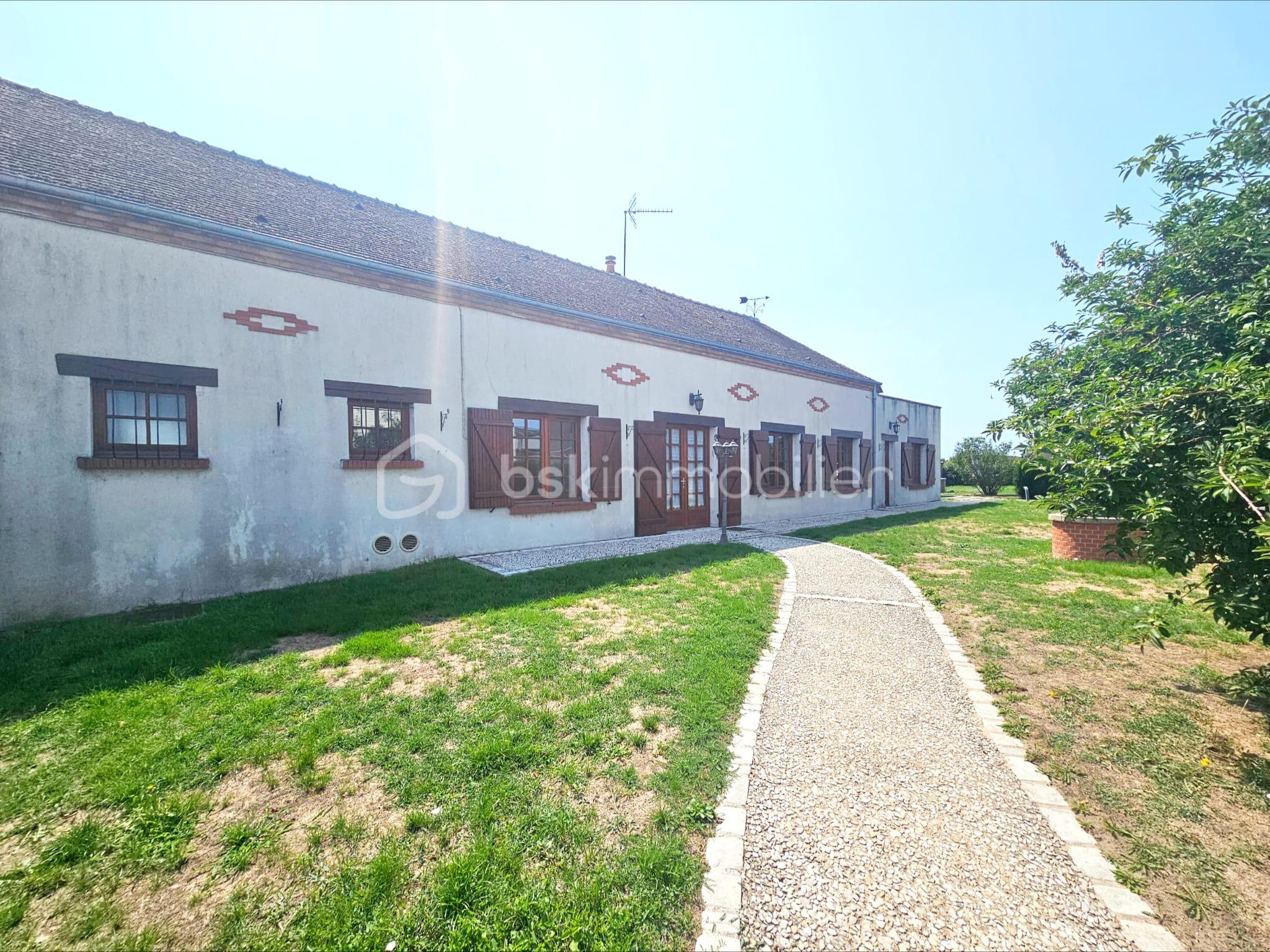 Maison traditionnelle de 196 m² - WhatsApp Image 2025-08-12 at 14.51.23 (9).jpeg