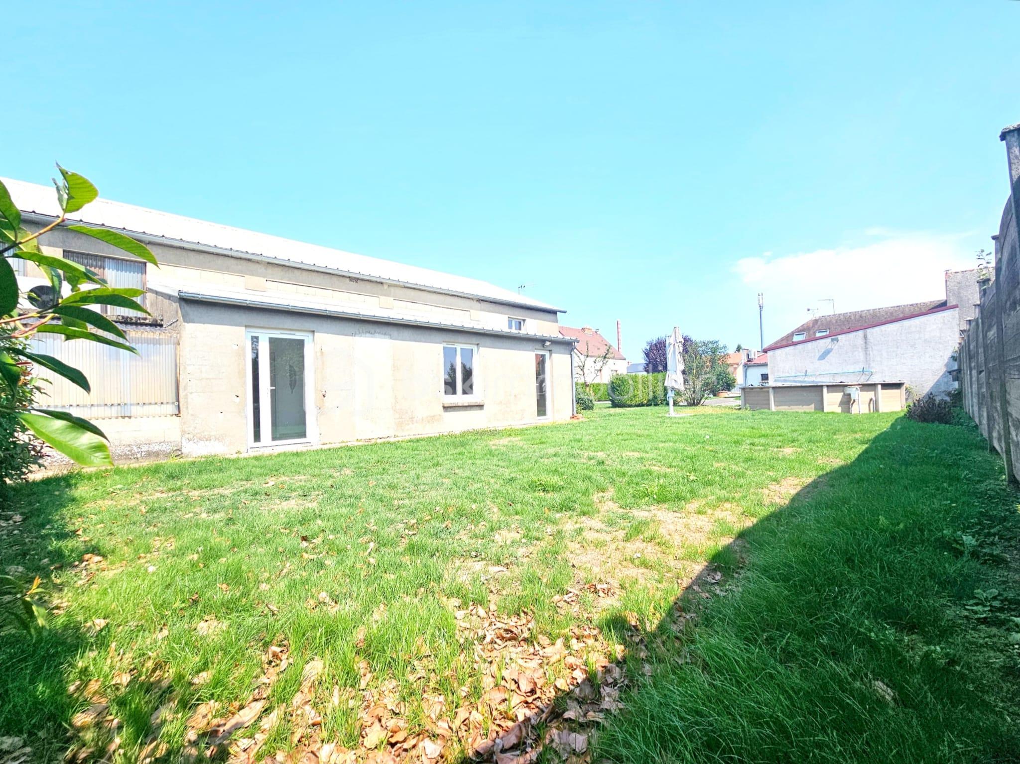 Maison traditionnelle de 196 m² - WhatsApp Image 2025-08-12 at 14.51.24 (11).jpeg