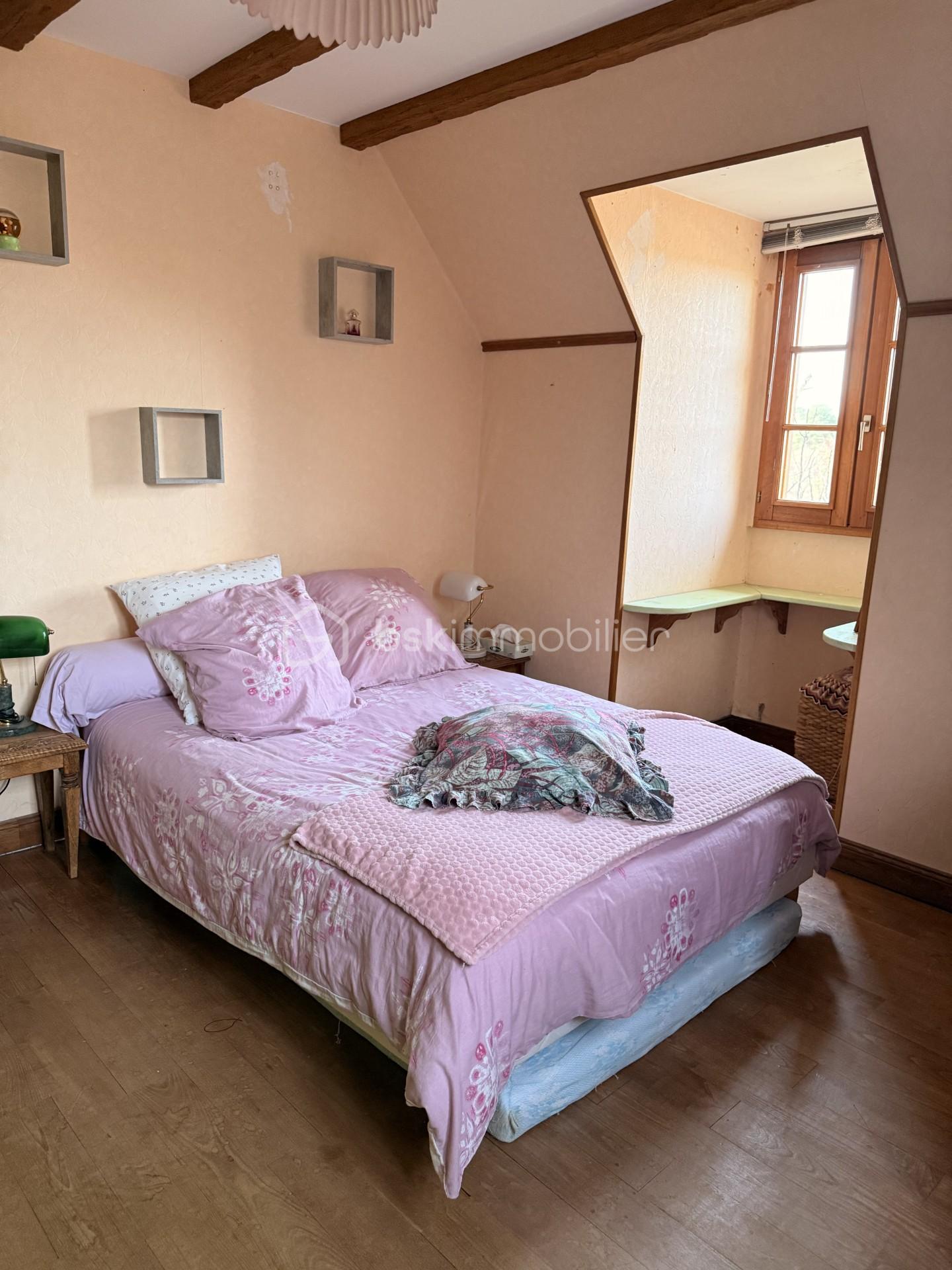 Maison de 140 m² - 8554d34f-ef78-420e-9f42-c88a52d7ef9b.jpg