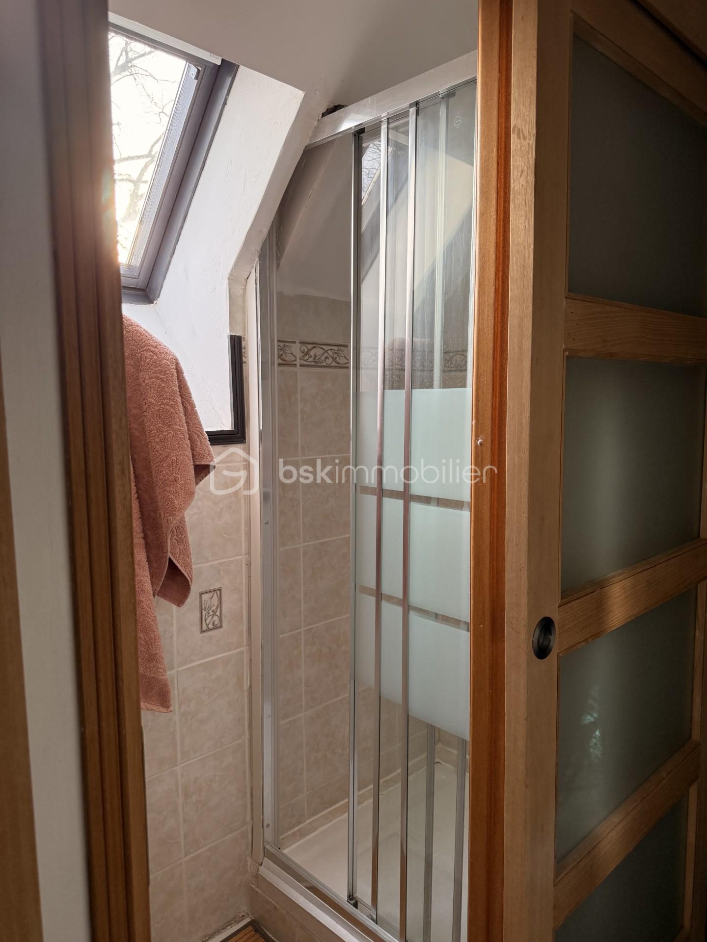 Maison de 140 m² - 00d287a9-aa70-4b01-9111-55eadbaef149.jpg