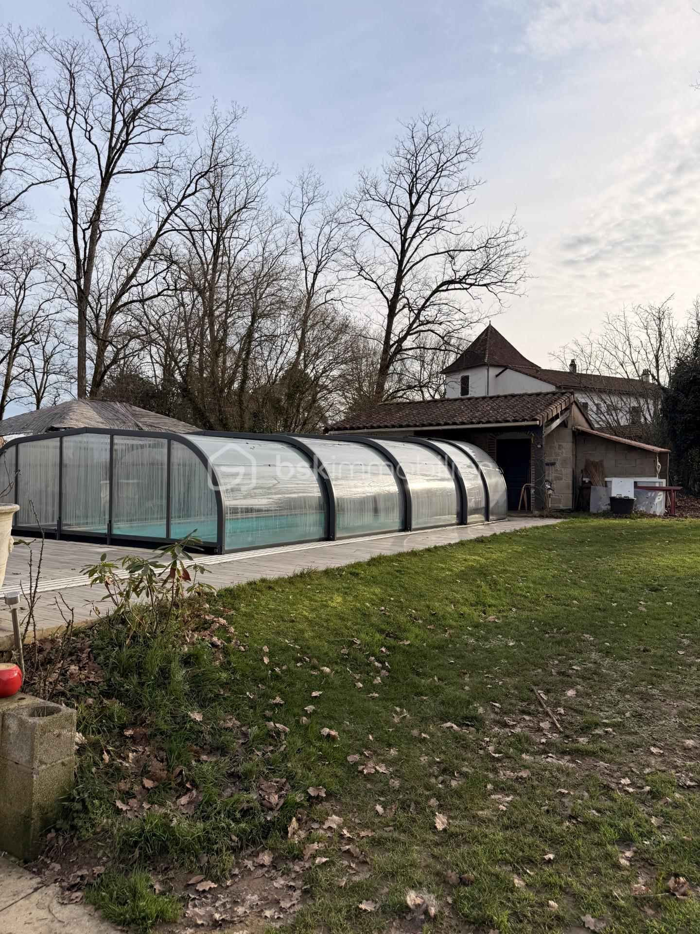 Maison de 140 m² - 9a188b2e-4f8a-4806-8850-2e1116f6826b.jpg