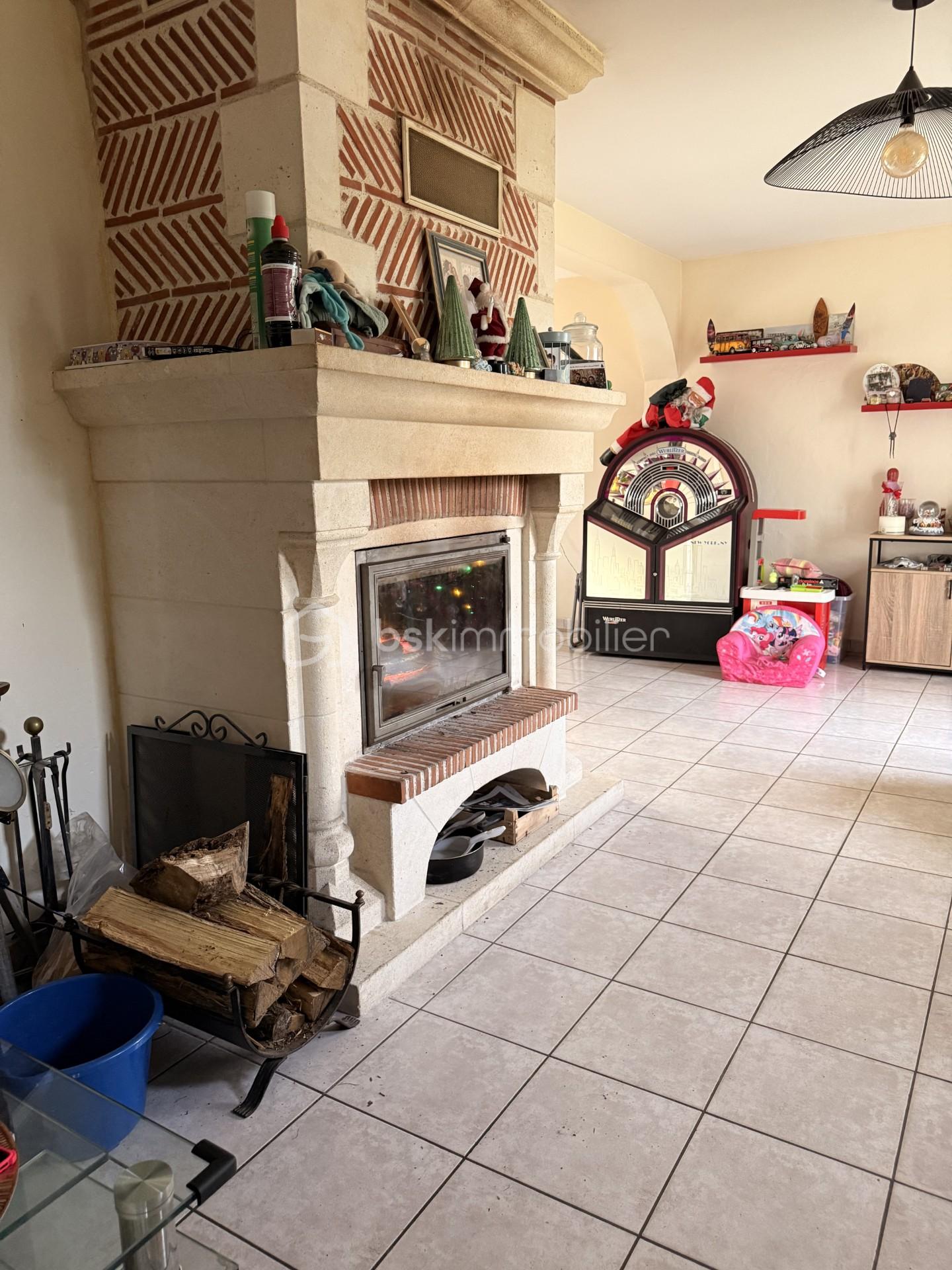 Maison de 140 m² - 28c2c9d0-b79a-457e-b1d7-b22f6f7aee50.jpg