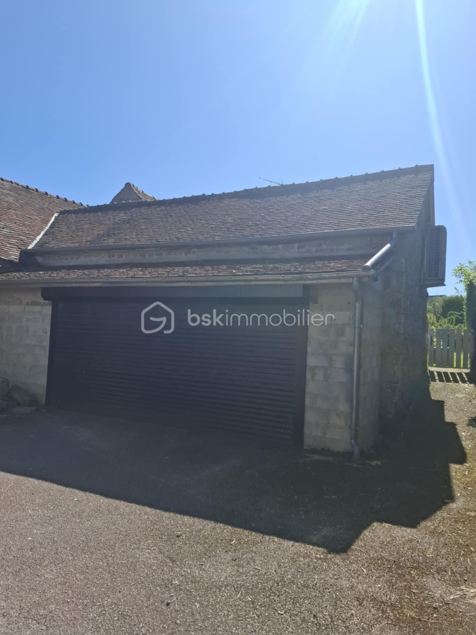 Maison de 181 m² - abd03ec4-1b7d-46d4-9bda-1bd590fc93ef.jpg
