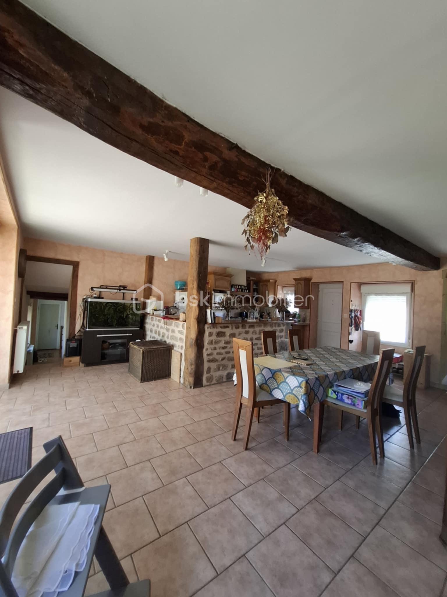 Maison de 181 m² - 25dc6b2b-dadd-4e02-b07c-5330903e4274.jpg