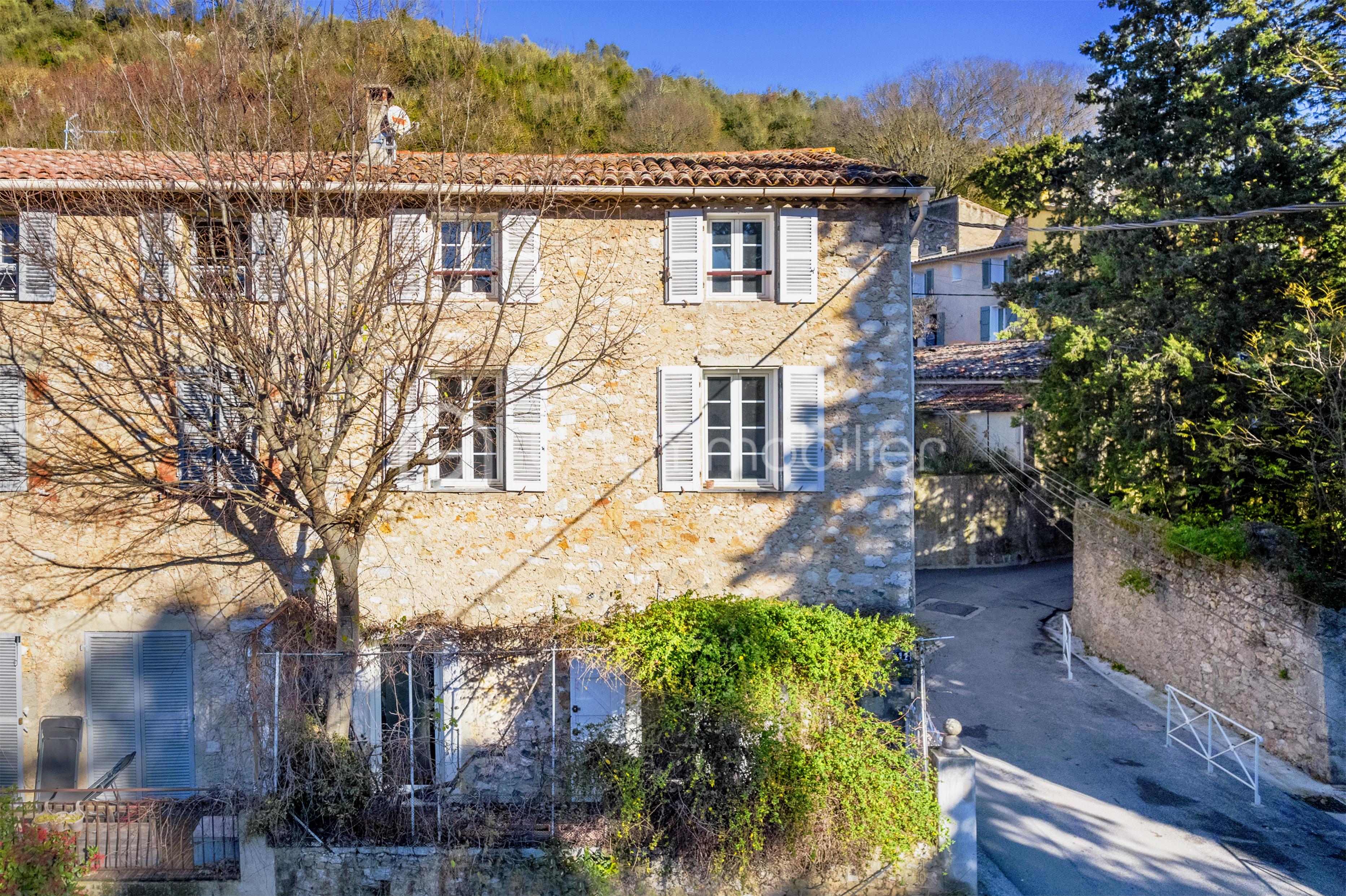 Maison en pierre de 151 m² - 3.jpg