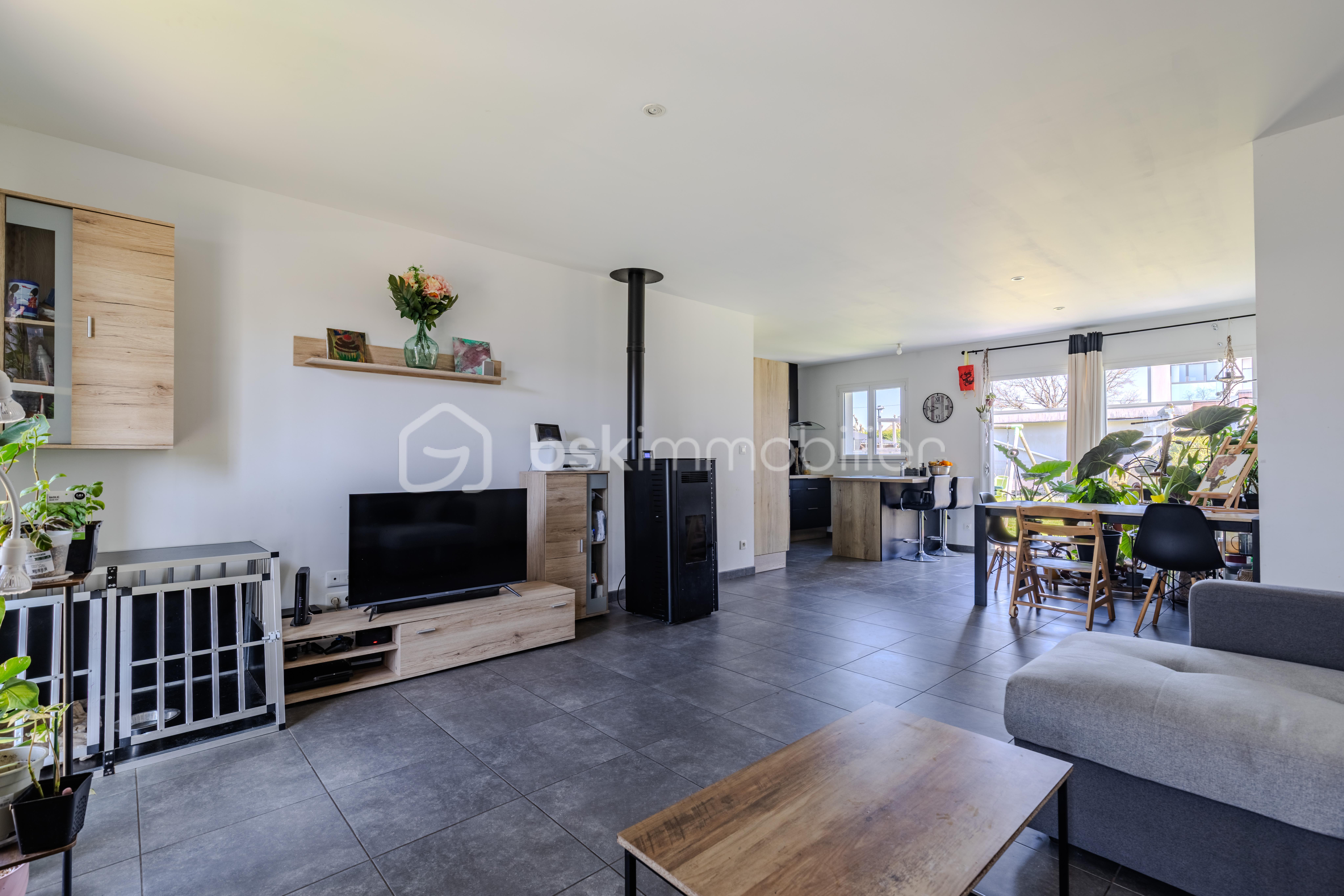 Maison de 103 m² - T5 Rémy B Cubzenais Lundi 17 Mars 2025-17.jpg