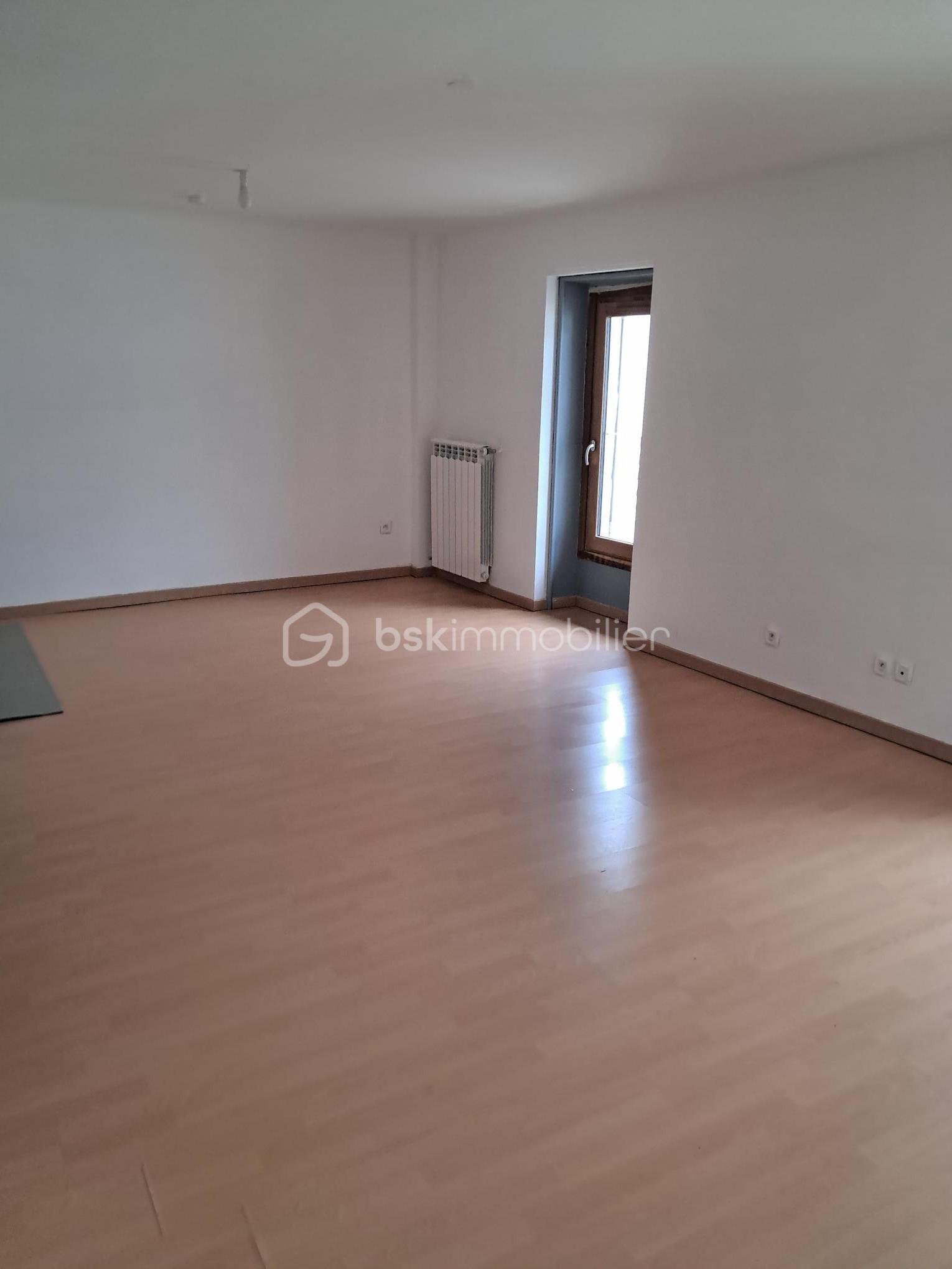 Maison ancienne de 125 m² - 14c-grande piece.jpg