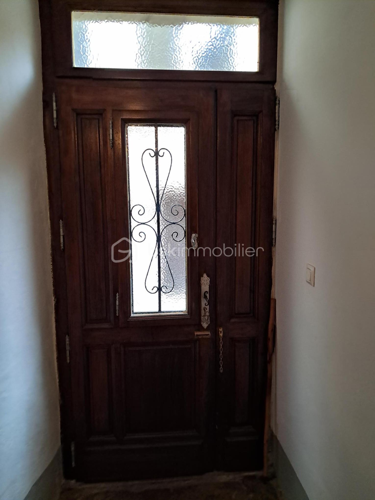 Maison ancienne de 125 m² - 17-porte entree.jpg