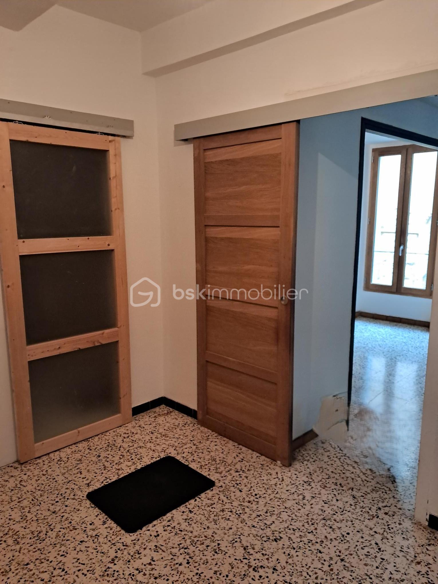 Maison ancienne de 125 m² - 8-pallier.jpg