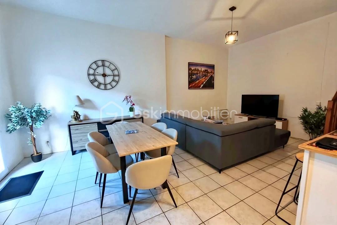 Maison de 137 m² - hoqi-a60ce28ea2204c7eba19c6d474eae26e.jpg