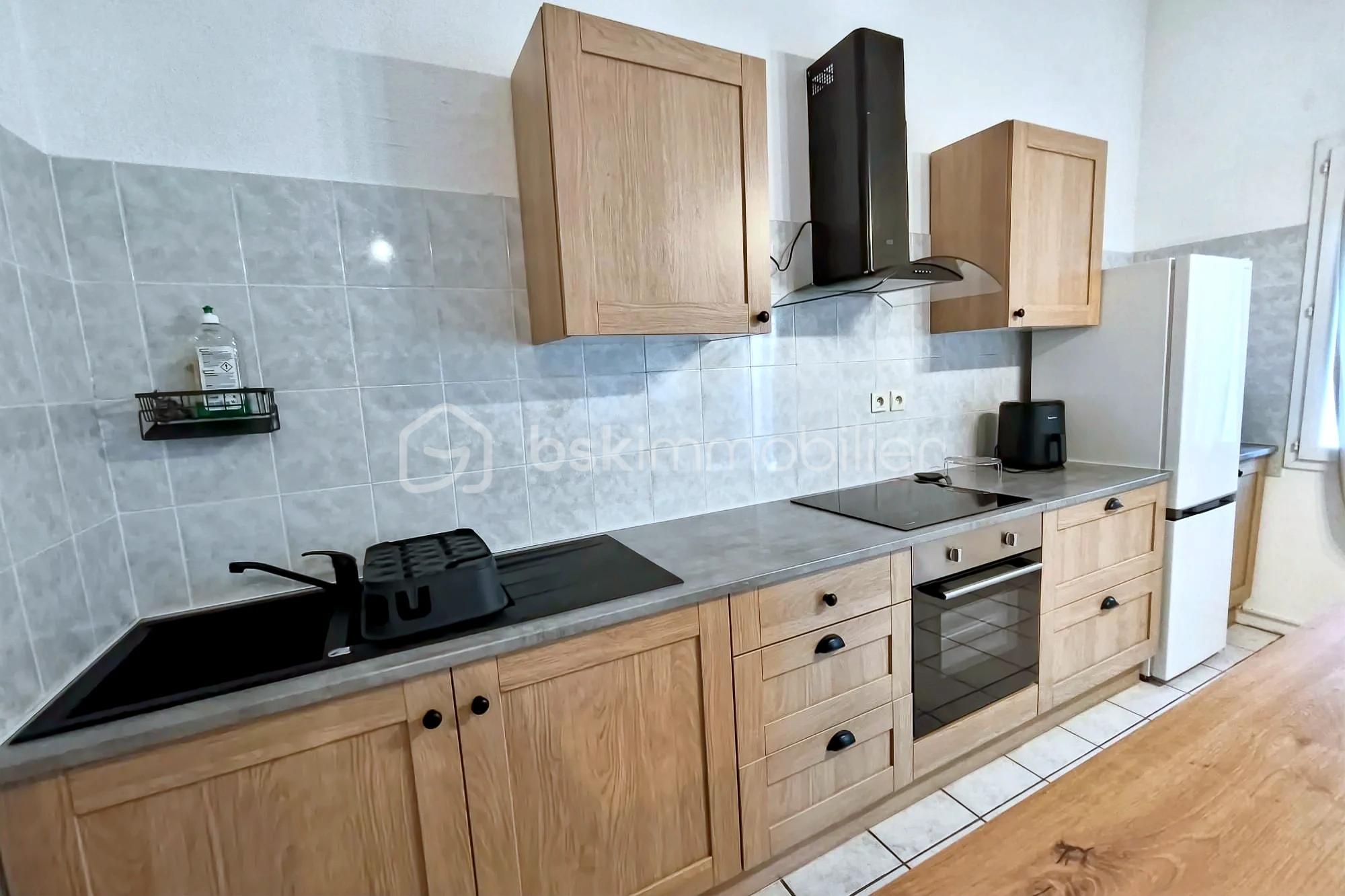 Maison de 137 m² - hoqi-a2fb60d39ebd41ff878424df06ff1ca7.jpg