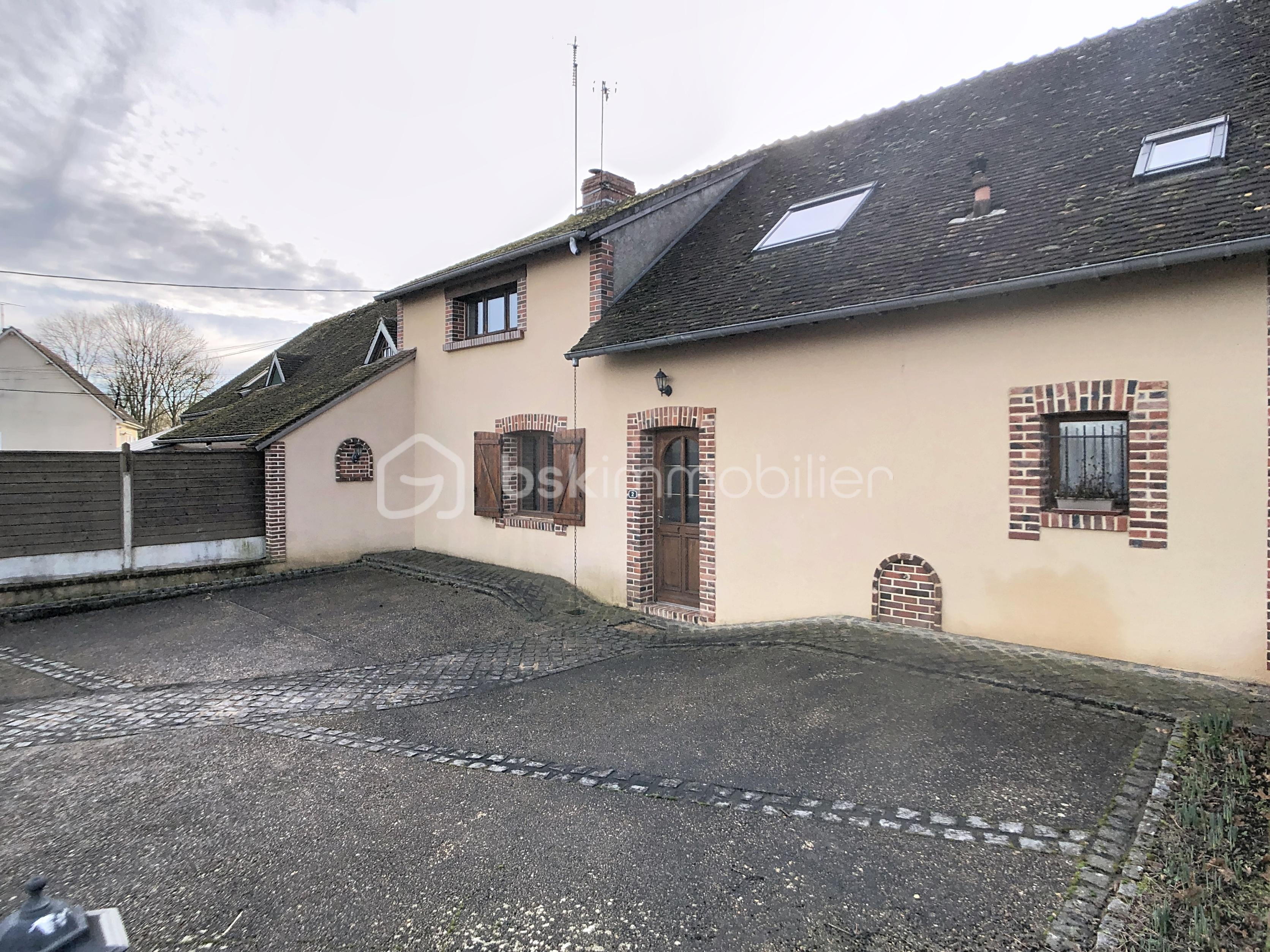 Maison de village de 124 m² - douchy_00017.jpg