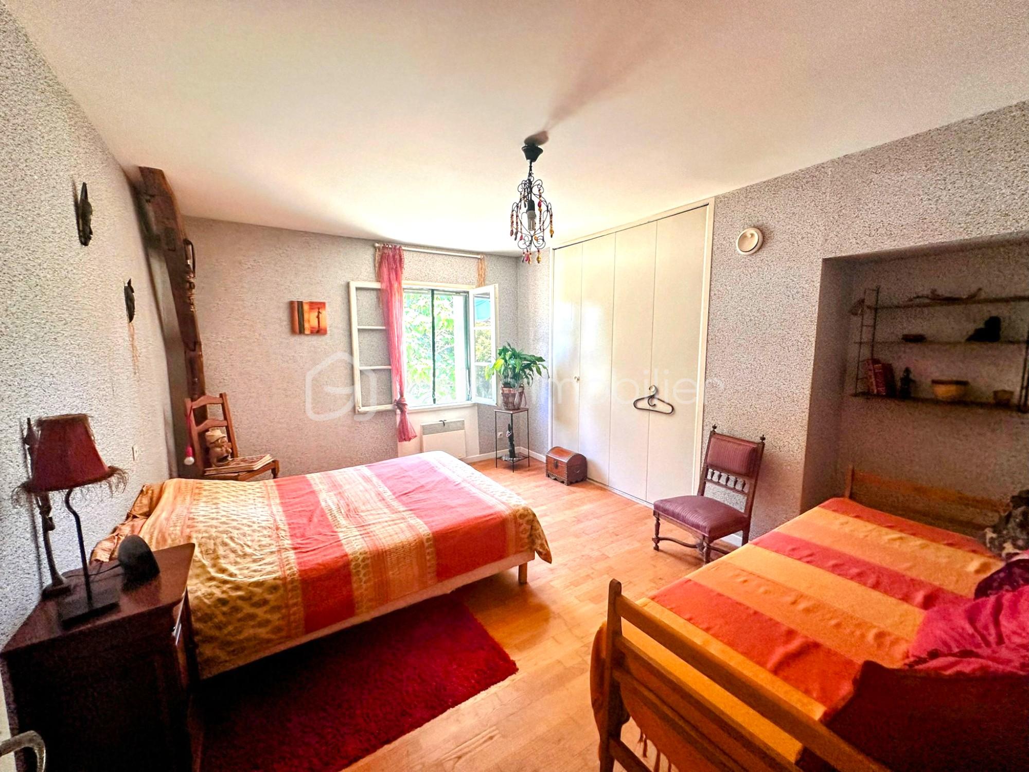 Maison ancienne de 225 m² - IMG-20250619-WA0009-Photoroom.jpg