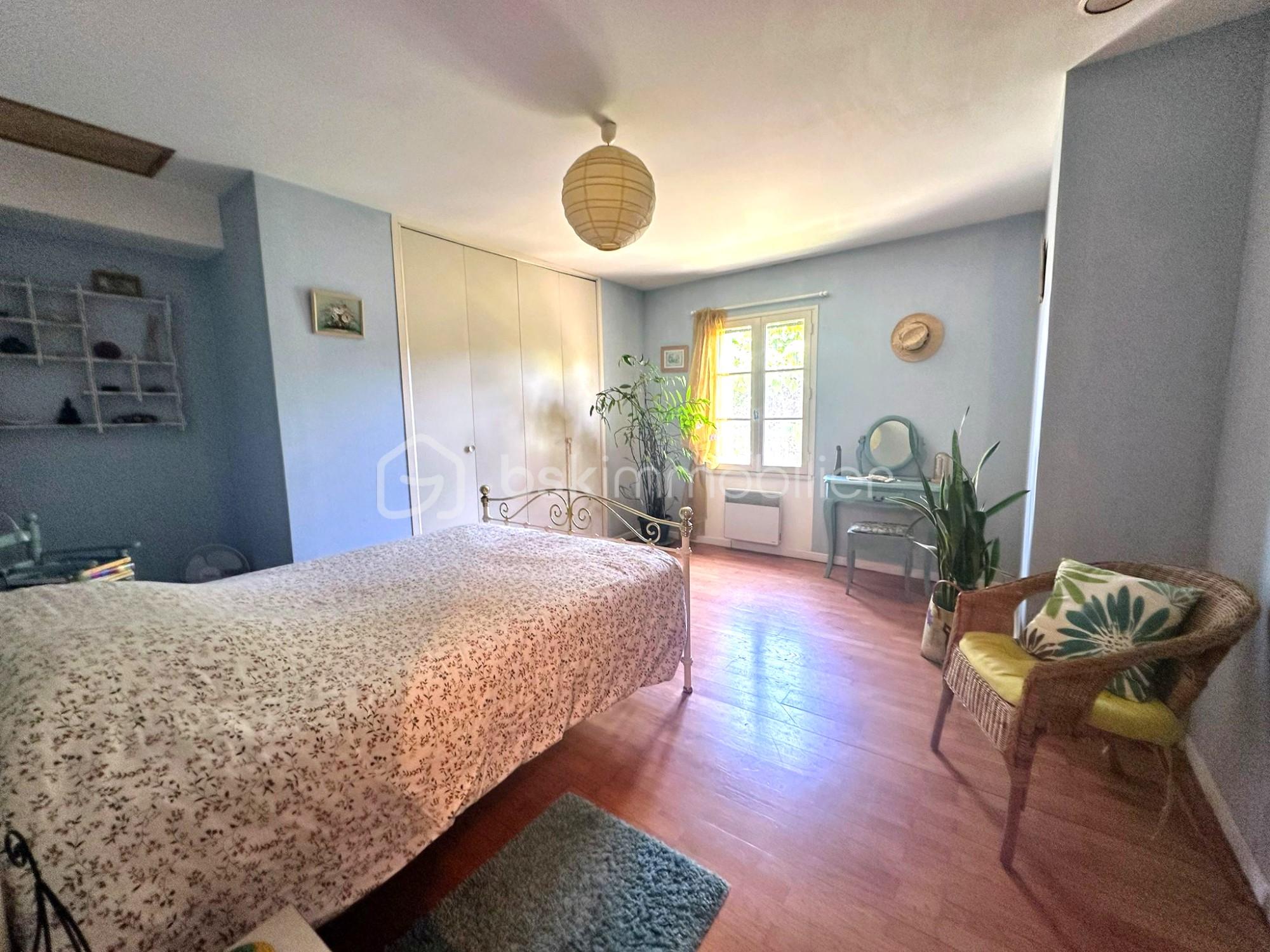 Maison ancienne de 225 m² - IMG-20250619-WA0013-Photoroom.jpg