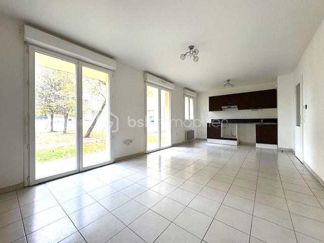 Appartement de 61 m² - piece de vie 4.jpg