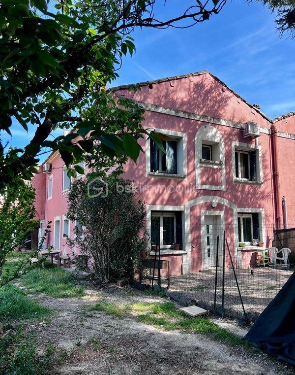 Immeuble 8 pièces 255 m² · à Bollene · 255 m² · 219 000 €