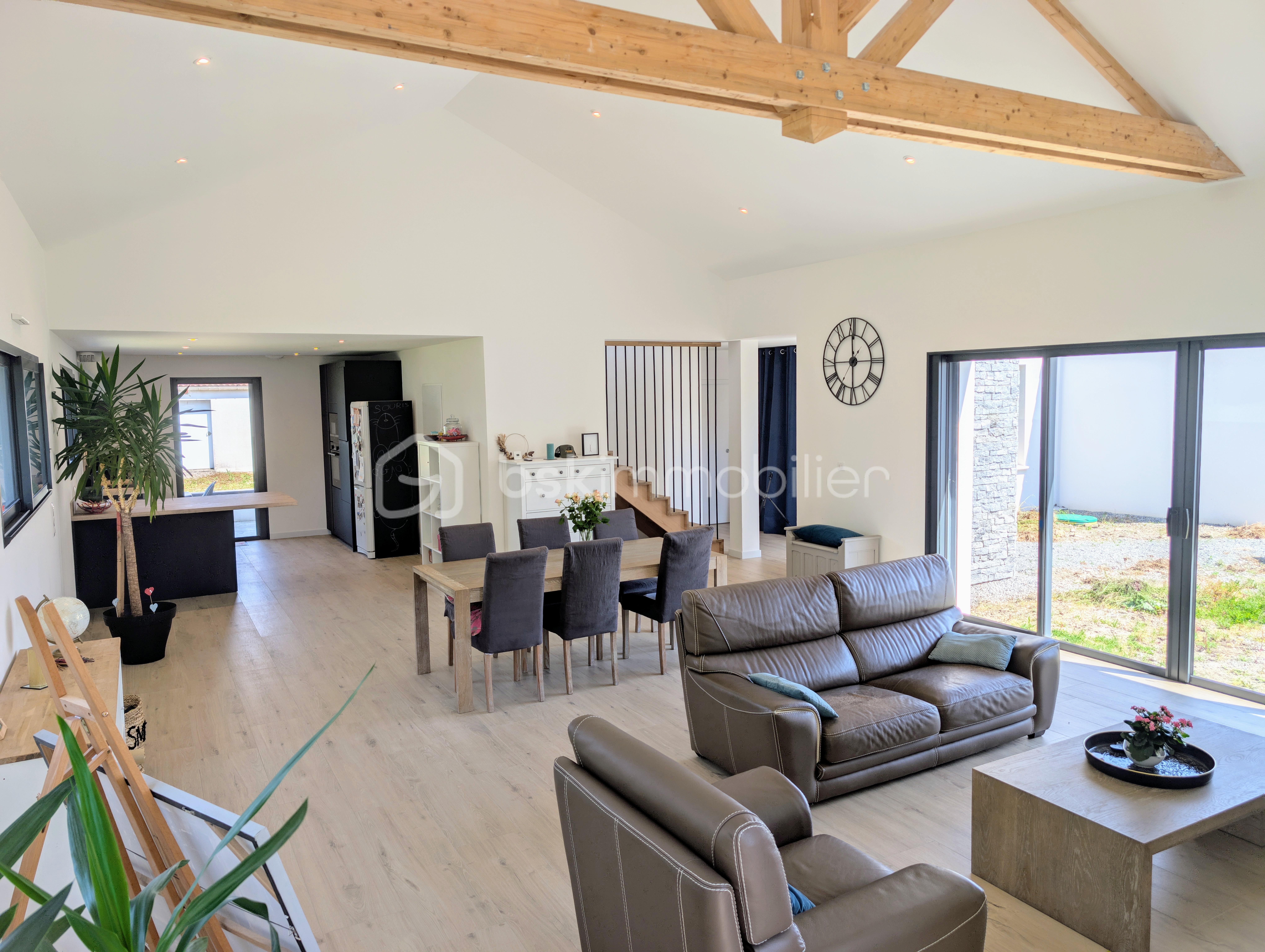 Maison de 176 m² - PXL_20250428_123357497~2 (002).jpg