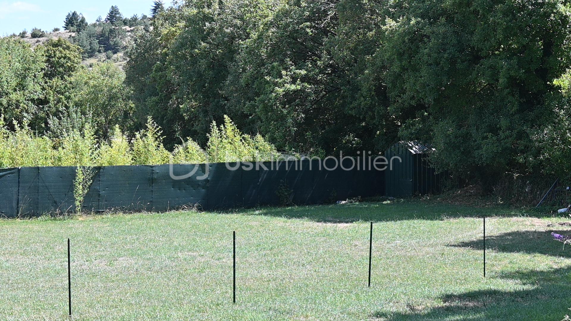 Terrain de 846 m² - PHOTO 1.JPG