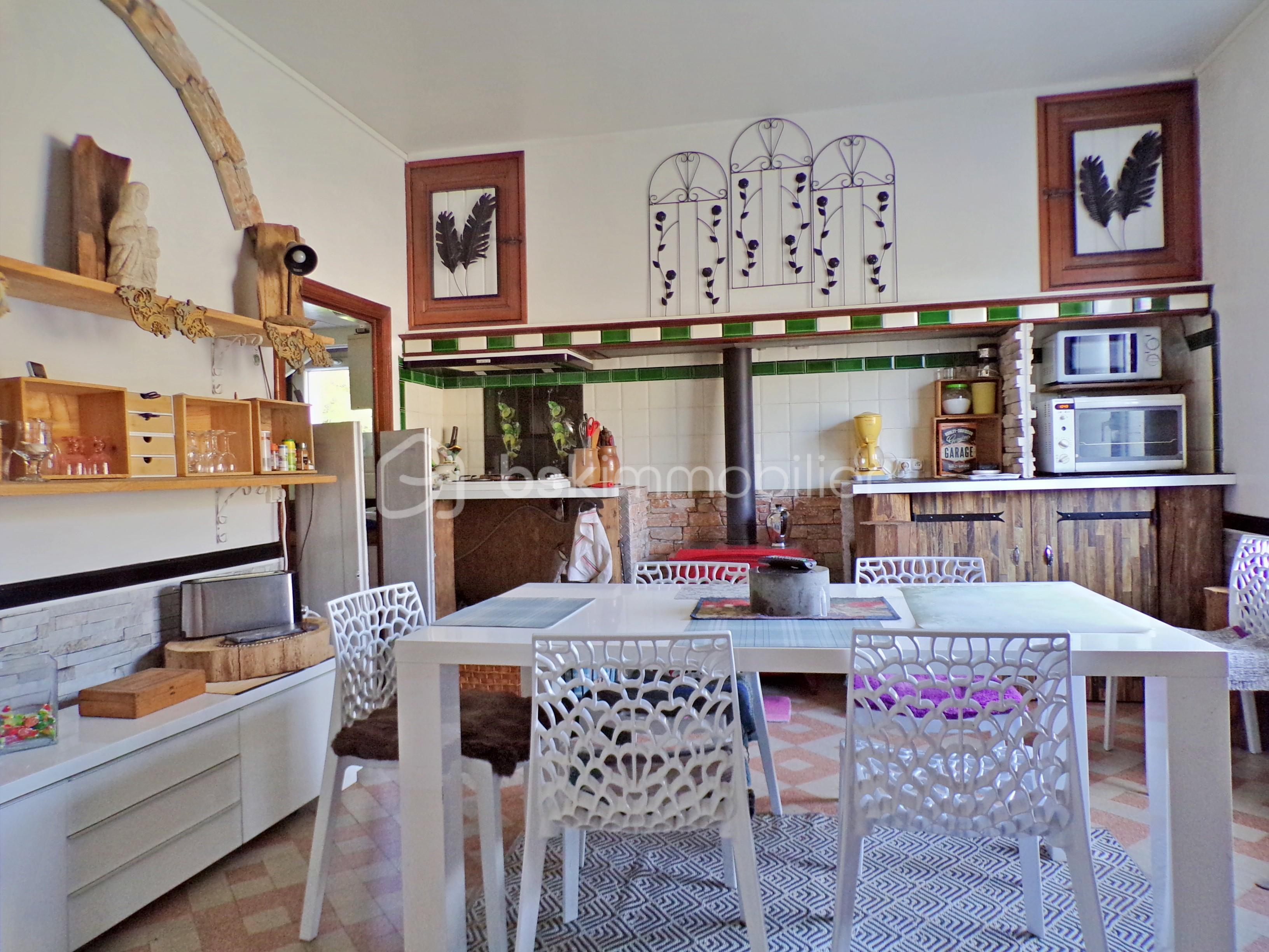 Salle à manger.JPG