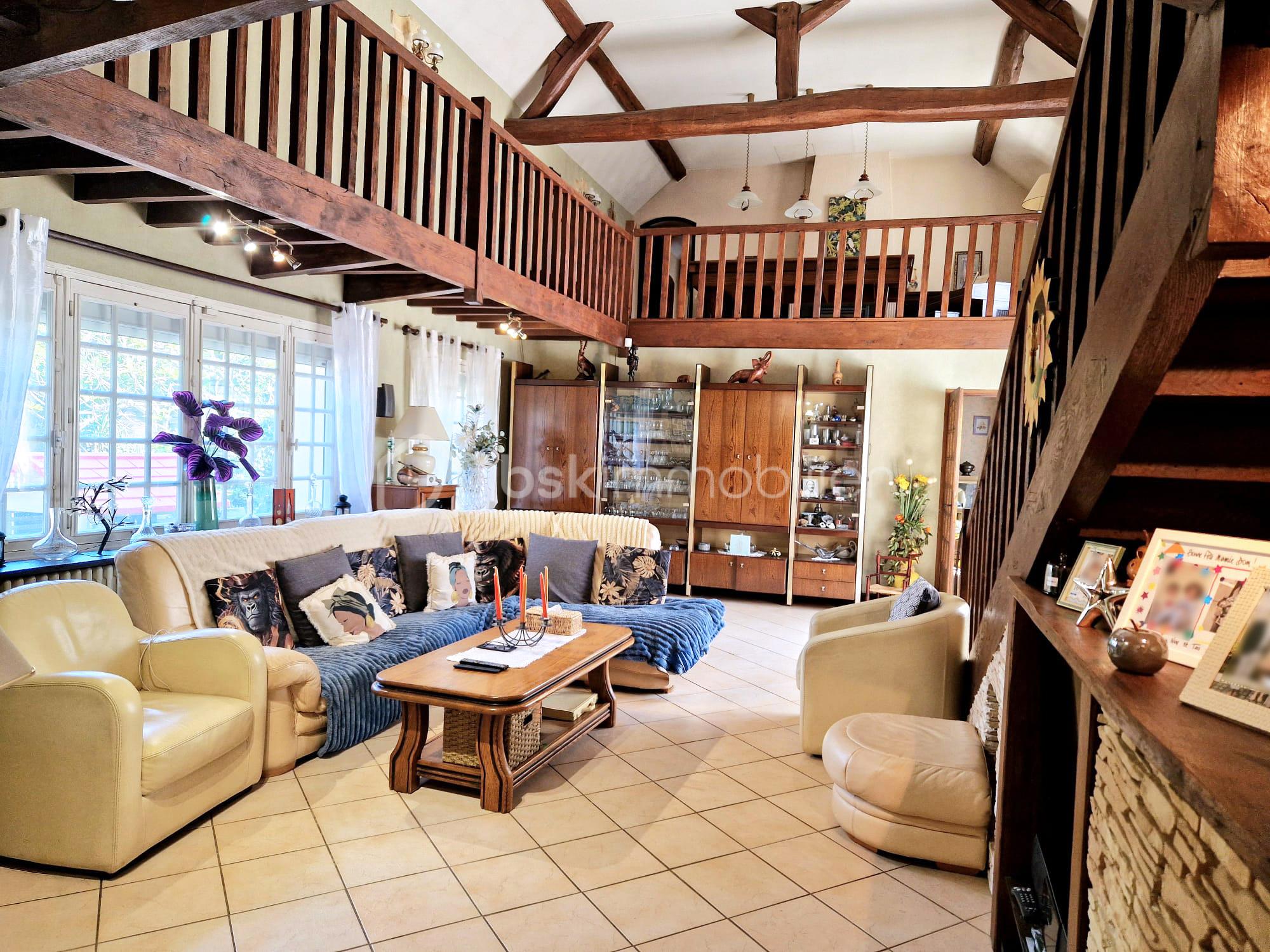 IMMOBILIER HOUDAN CELINE VAN DE WALLE BSK 14.jpg