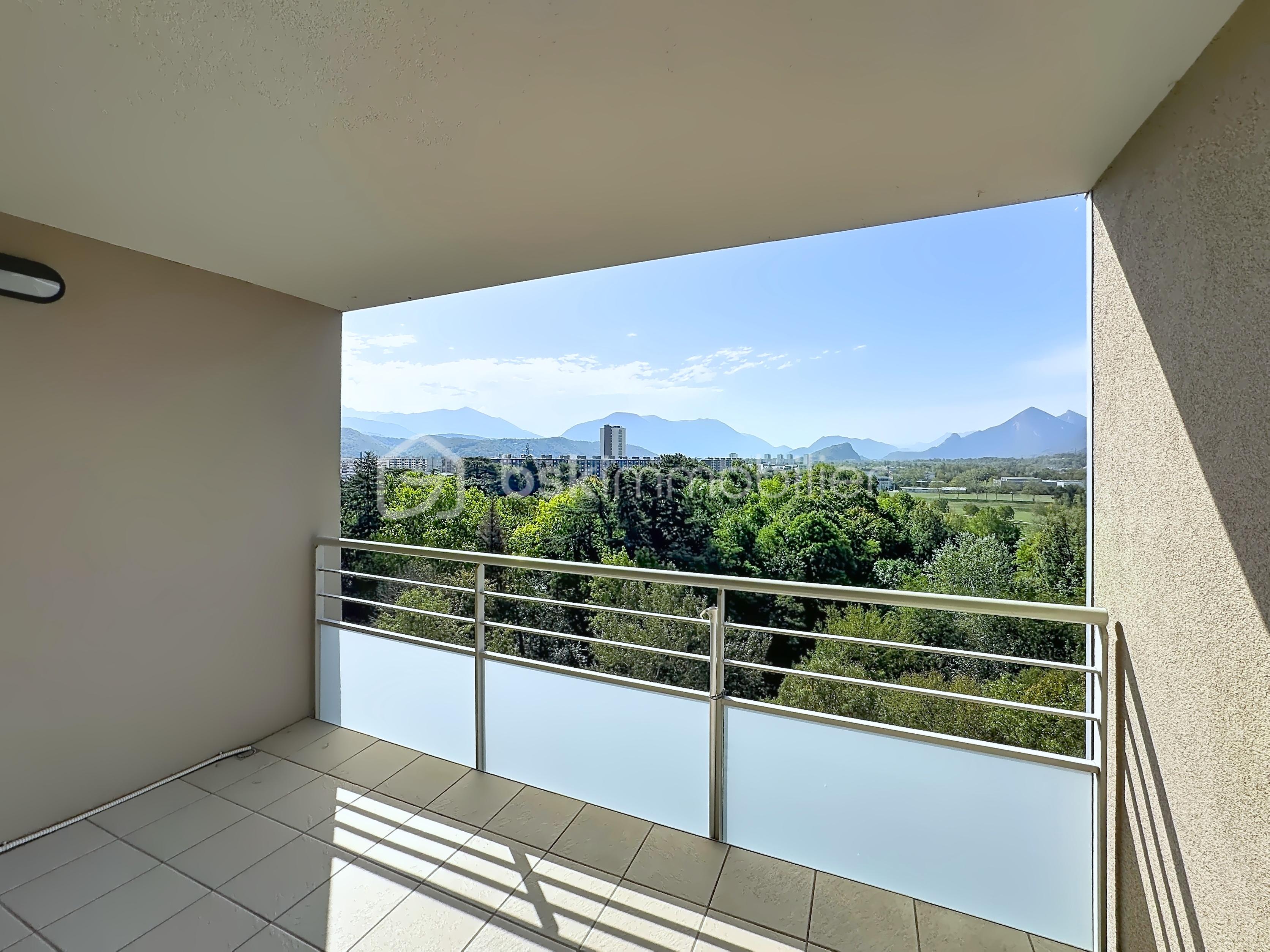 Appartement 2 pièces 45 m² · à Echirolles · 45,3 m² · 149 000 €
