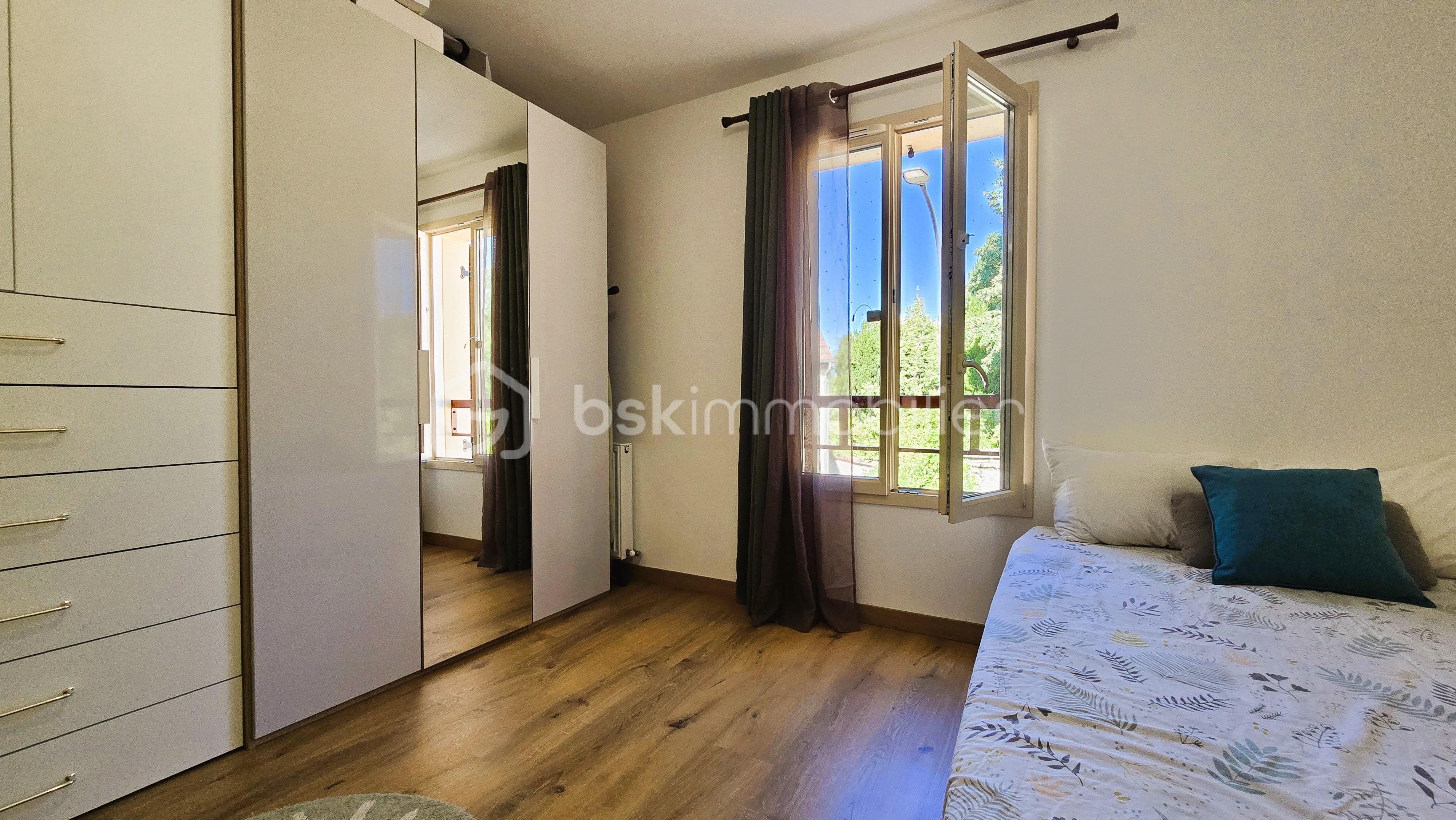 CHAMBRE P2.jpg